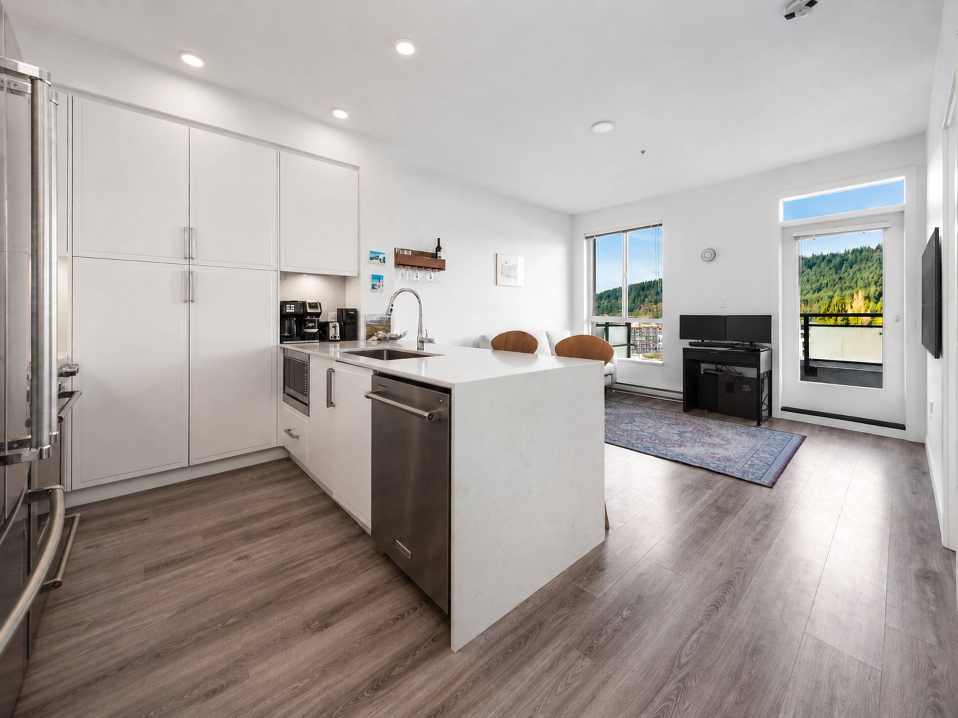 1 室  · 1 卫 for rent $2,700 / 月