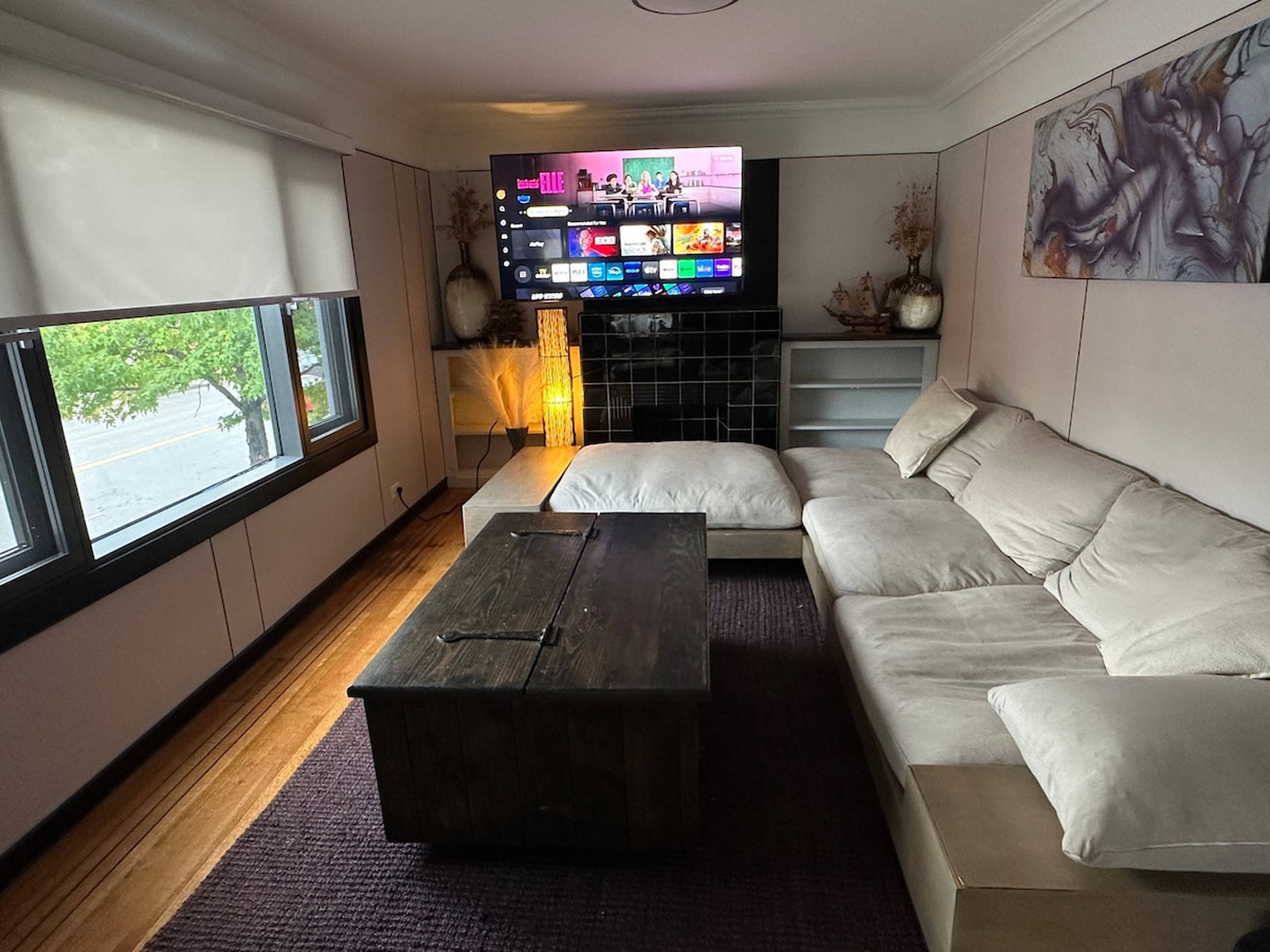 2 Bed  · 2 Bath for rent $8,400 / month