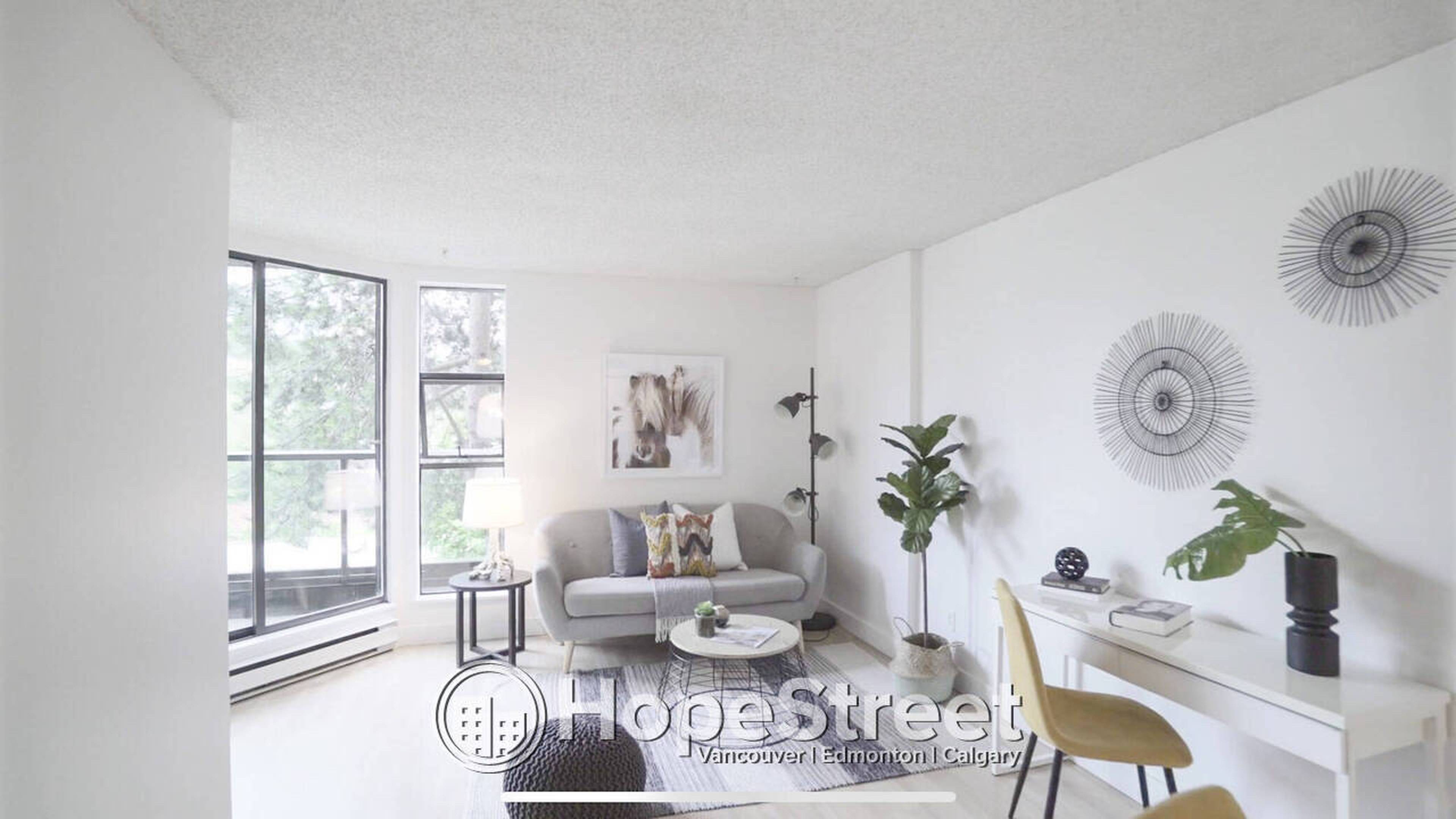 1 室  · 1 卫 for rent $2,100 / 月