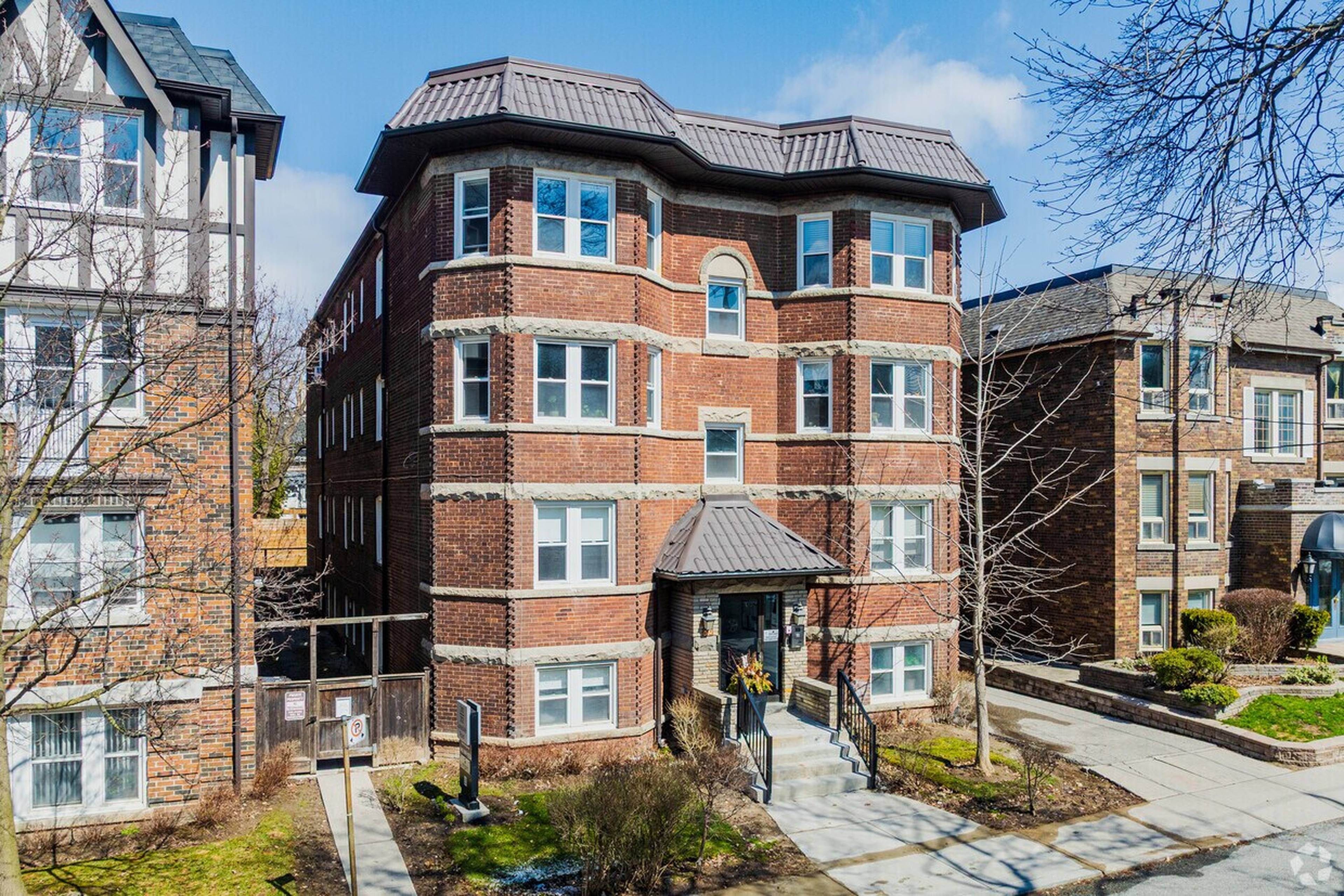 1 室  · 1 卫 for rent $1,500 / 月