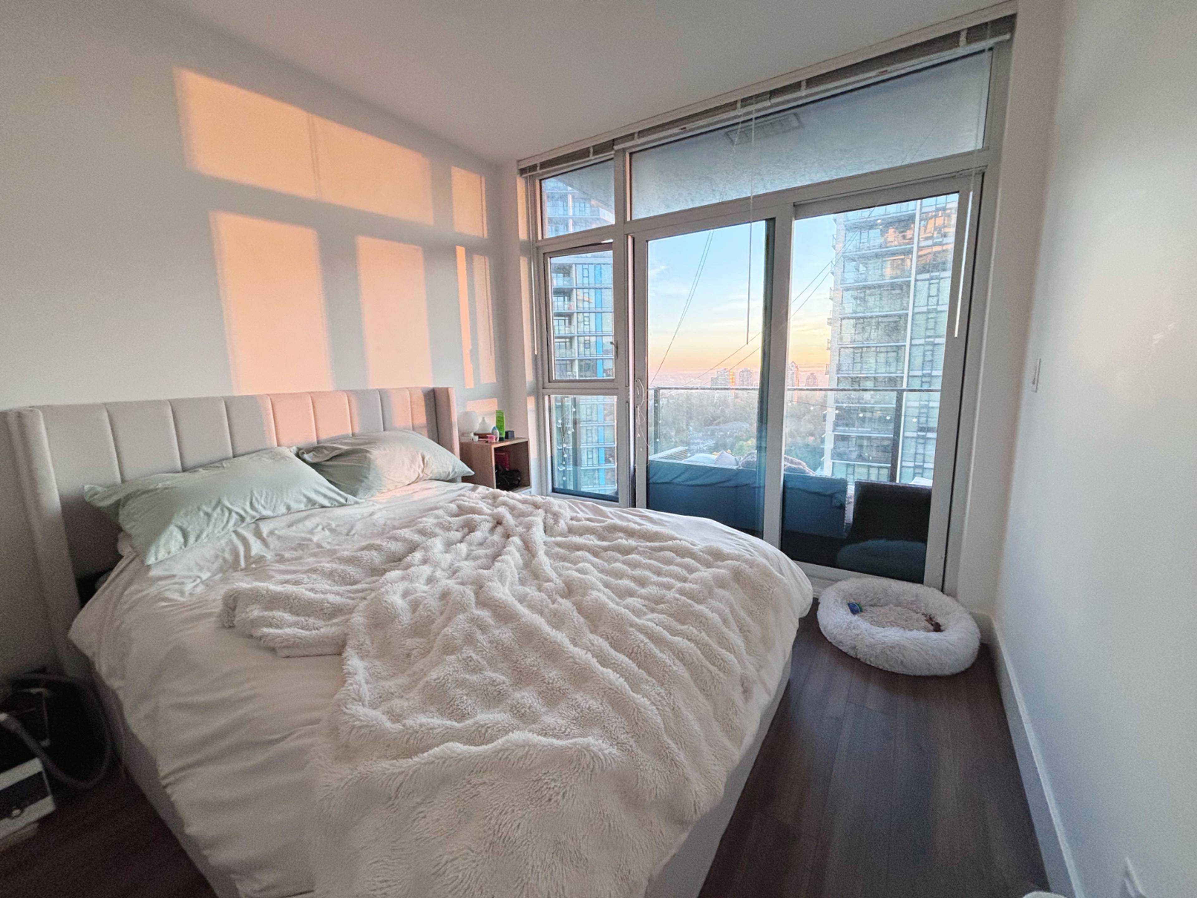 1 ch.  · 1 s. de bains for rent $2,550 / mois
