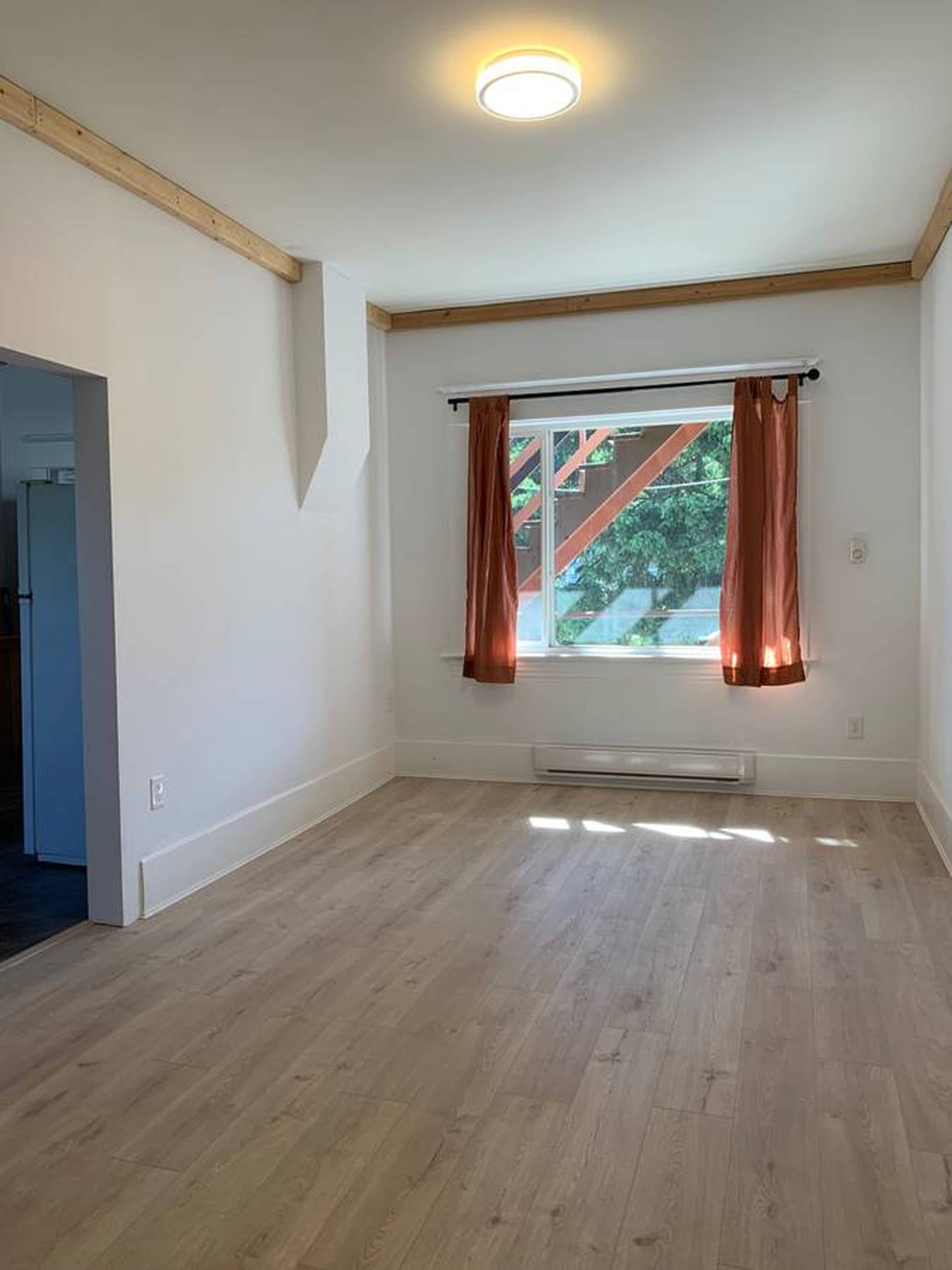 1 室  · 1 卫 for rent $2,550 / 月