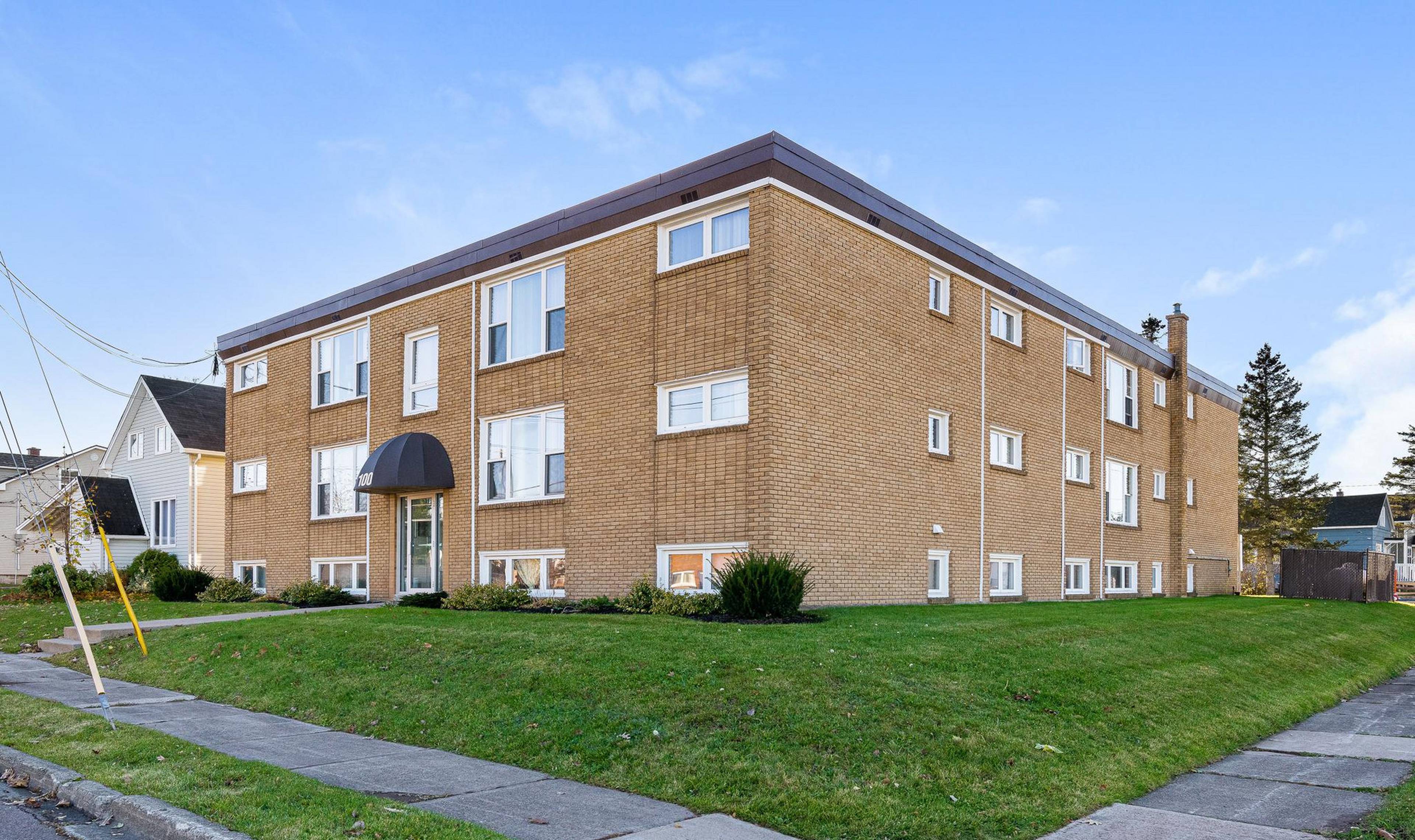 2 Bed  · 1 Bath for rent $1,275 / month