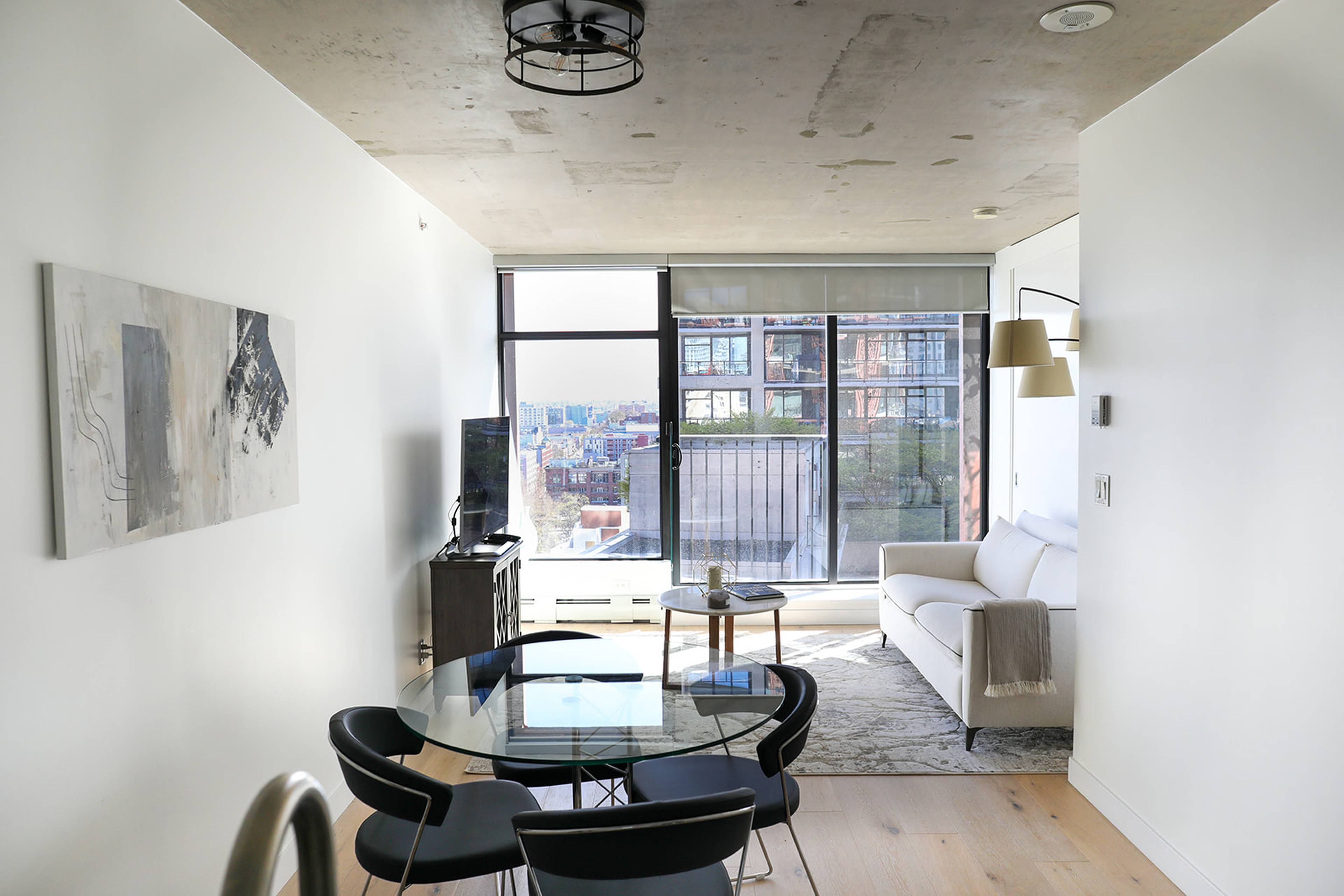 1 ch.  · 1 s. de bains for rent $3,800 / paiement unique