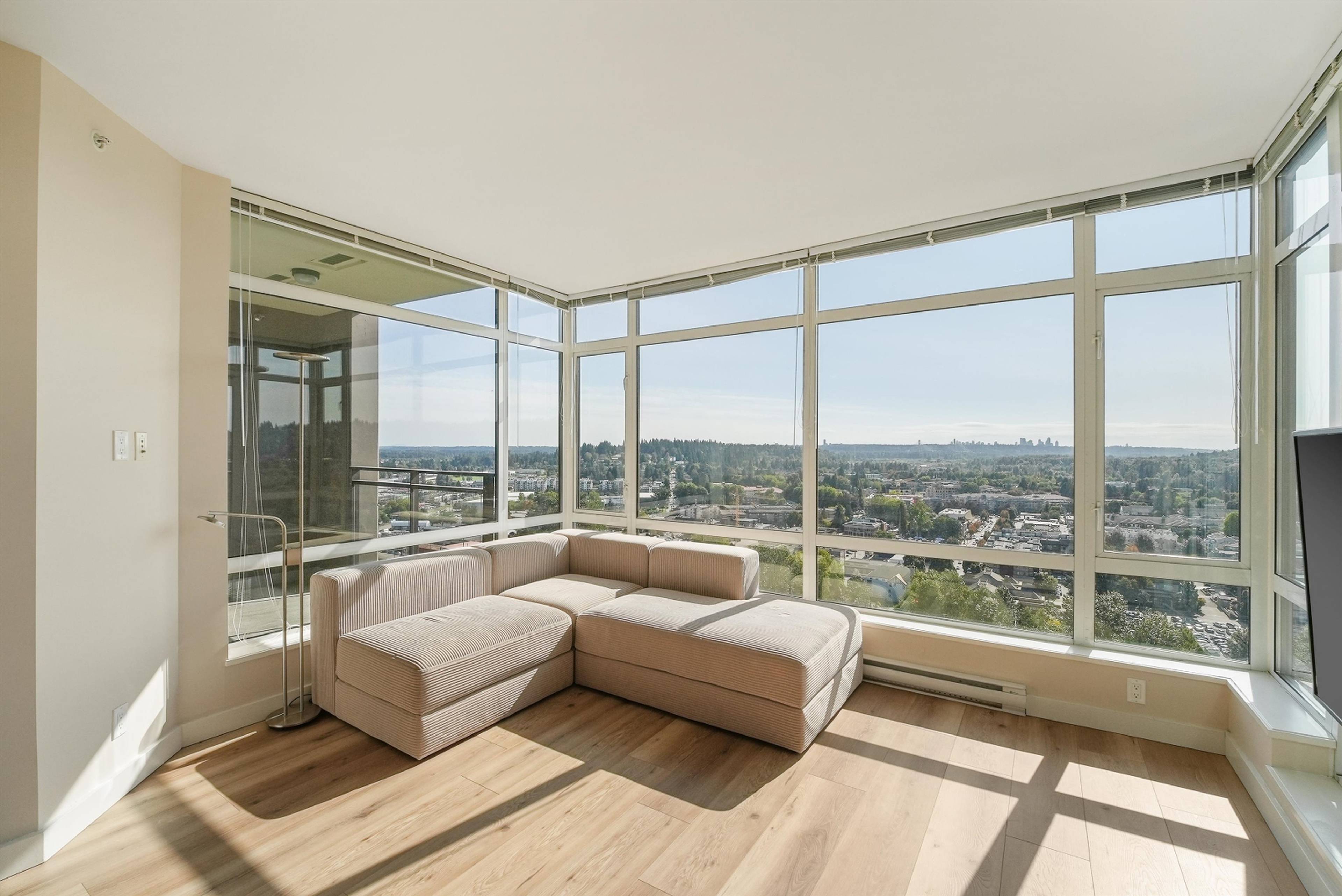 2 ch.  · 2 s. de bains for rent $2,800 / mois