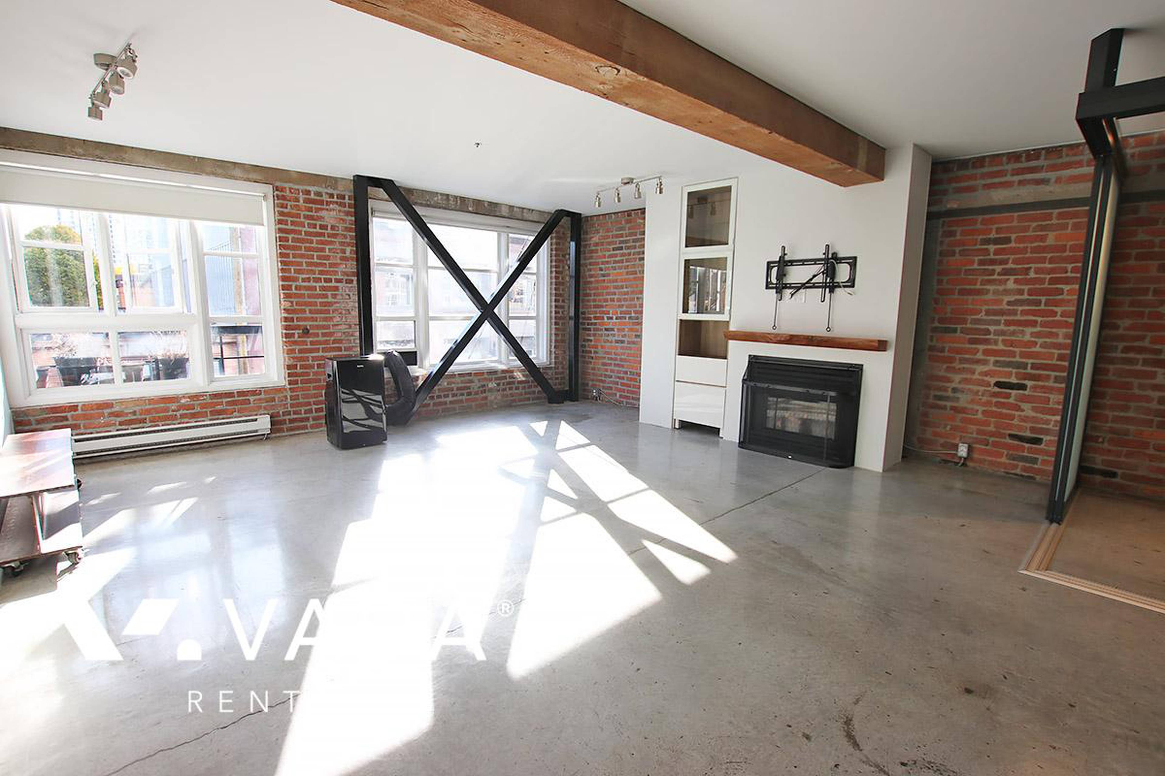 1 ch.  · 1.5 s. de bains for rent $3,400 / mois