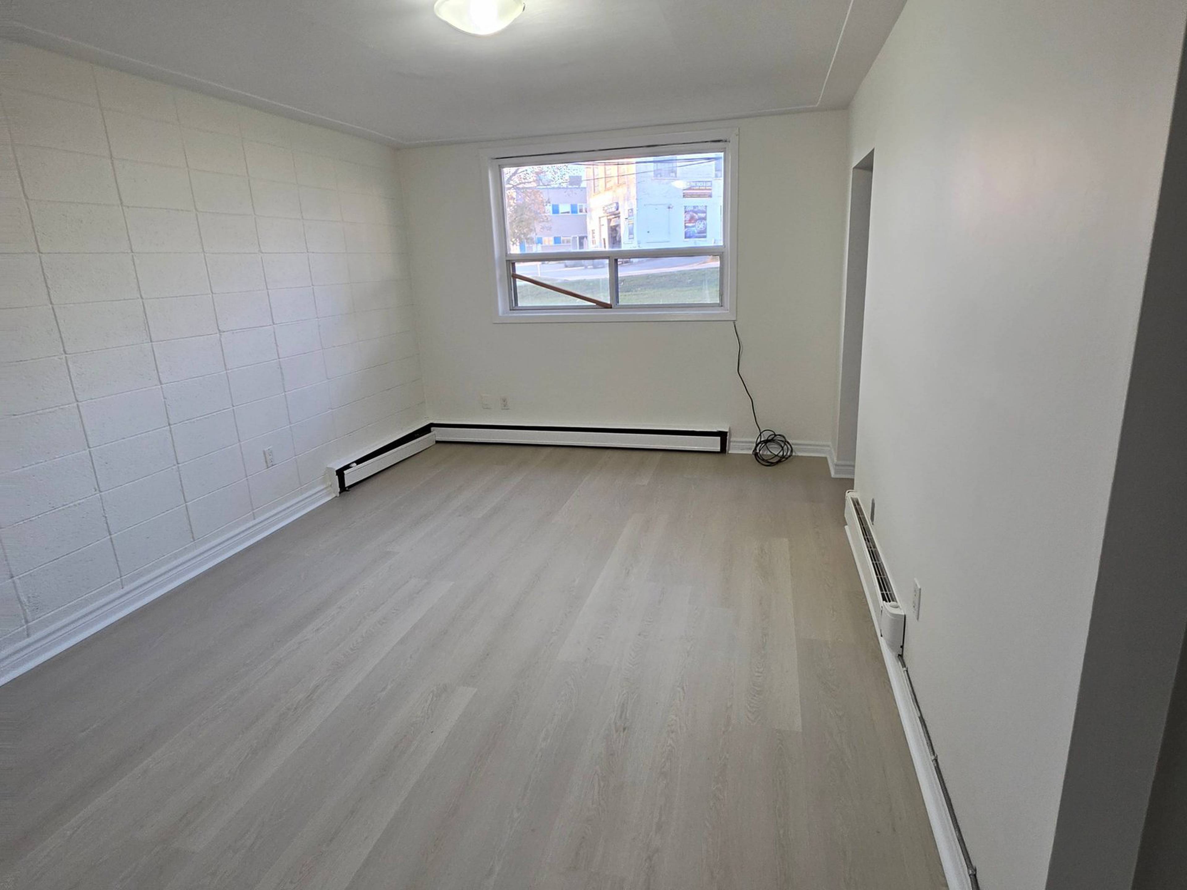 单身公寓  · 1 卫 for rent $1,265 / 月