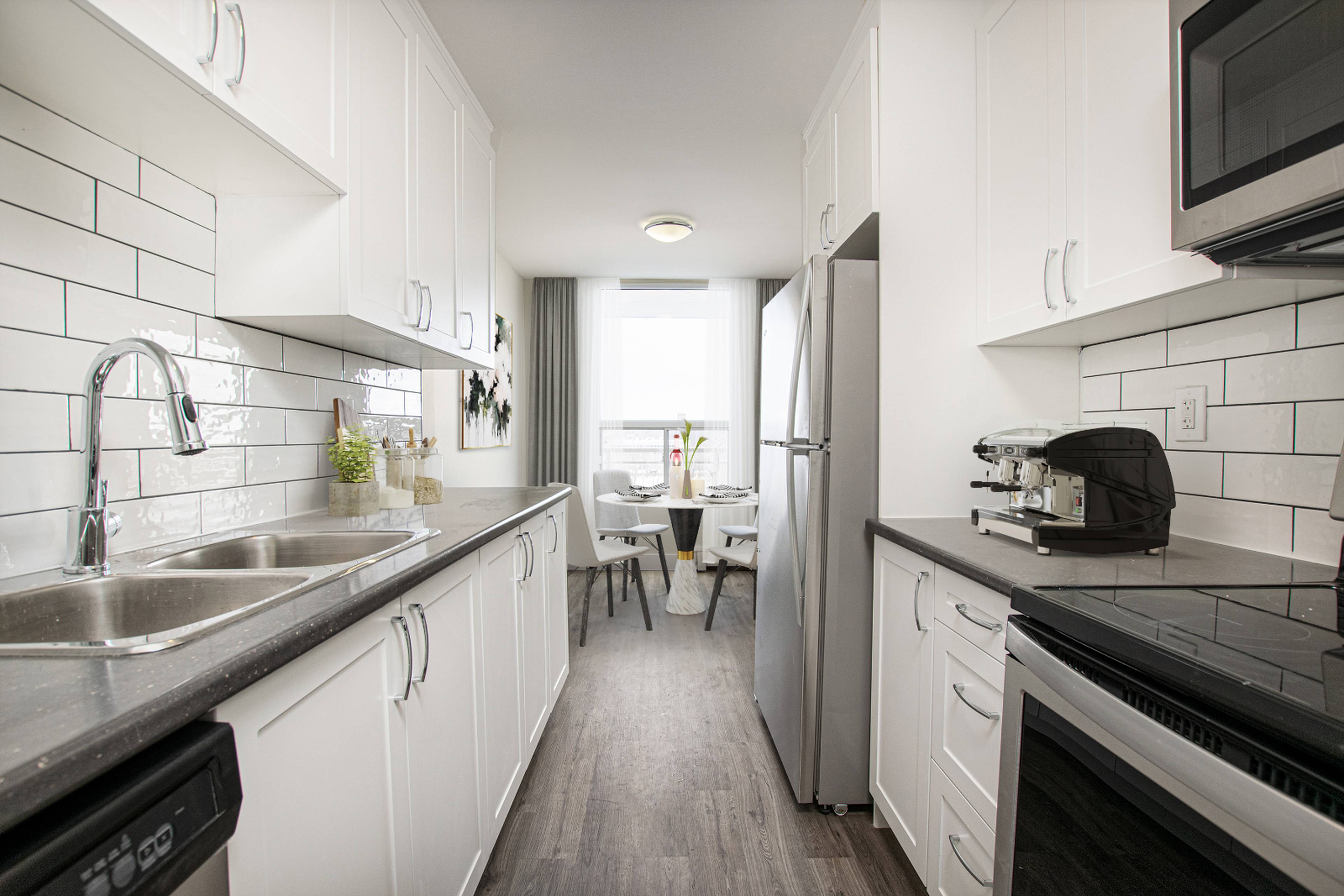 740305 758 Kipps Lane, London, ON