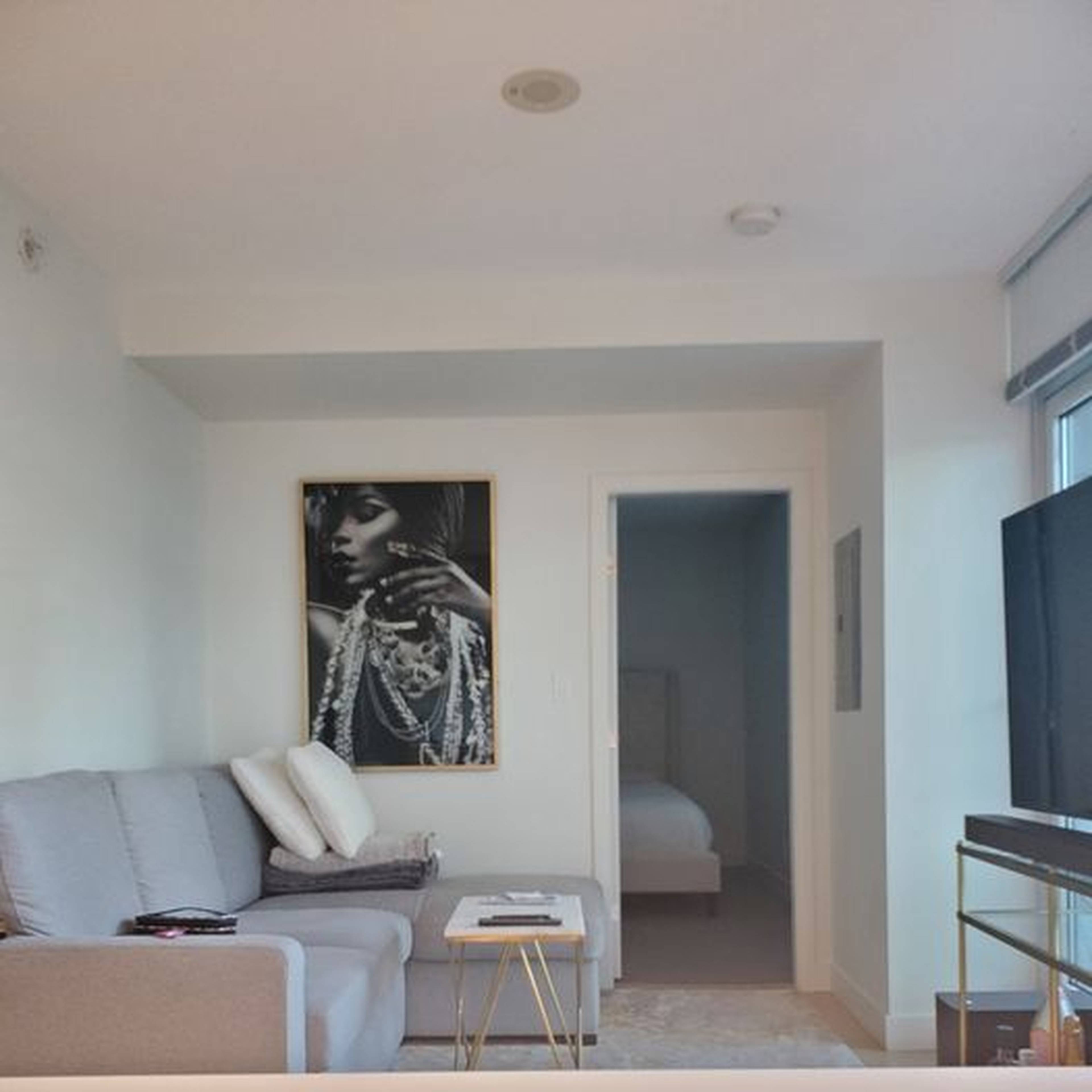 250 East 6th Avenue 3