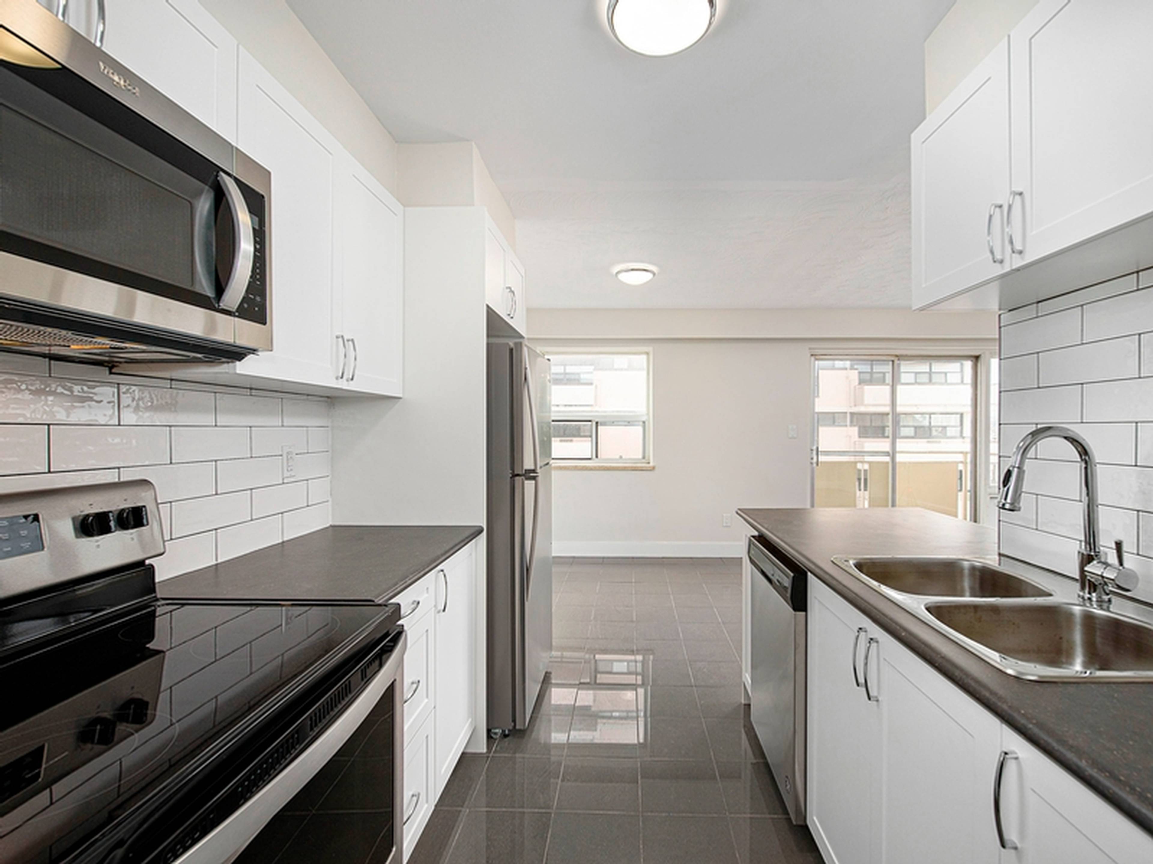 WAITLIST 3 Bed, 1 Bath 110 Park Rd. N, Oshawa, ON 3 Bedroom