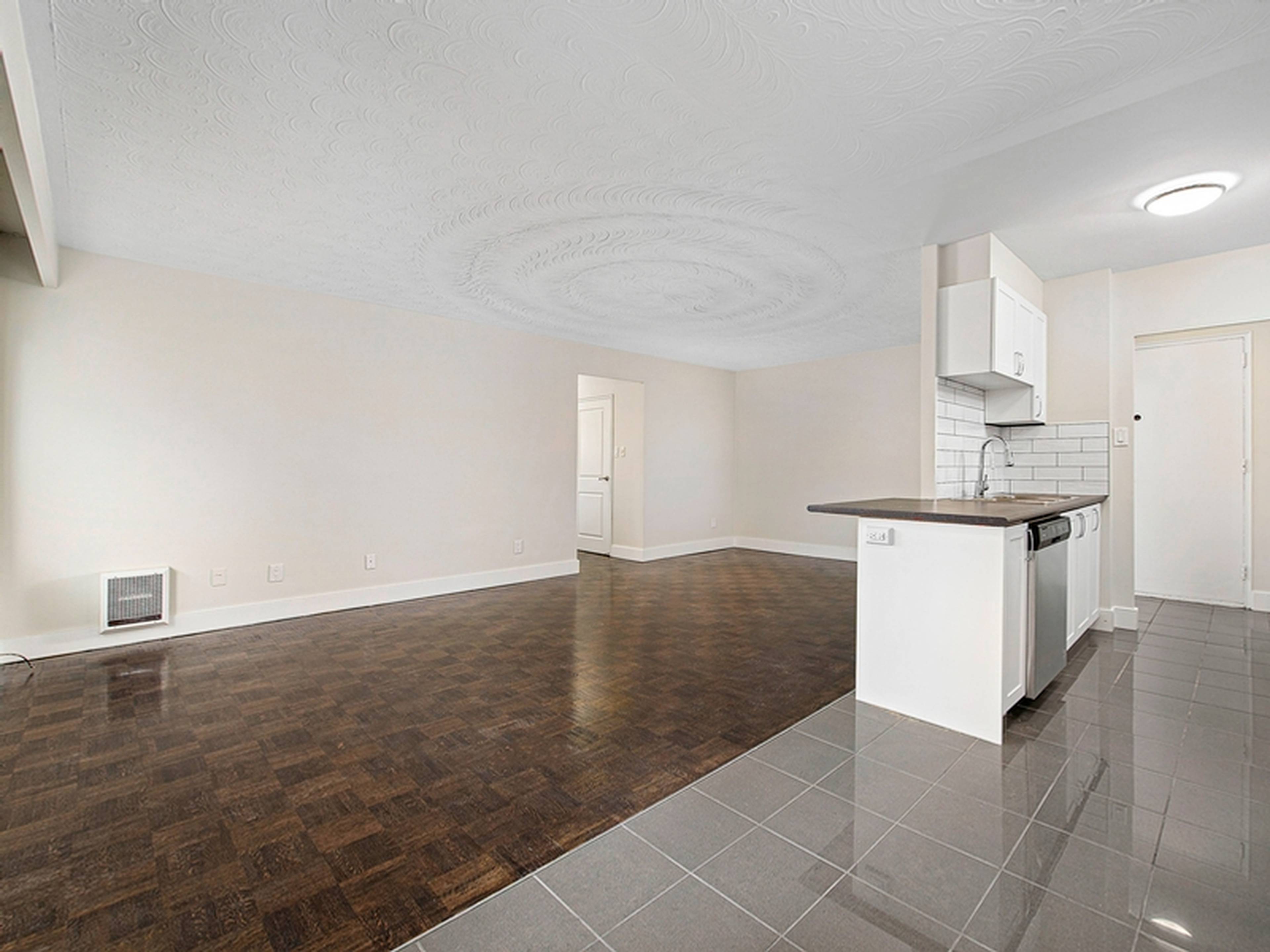 WAITLIST 3 Bed, 1 Bath 110 Park Rd. N, Oshawa, ON 3 Bedroom