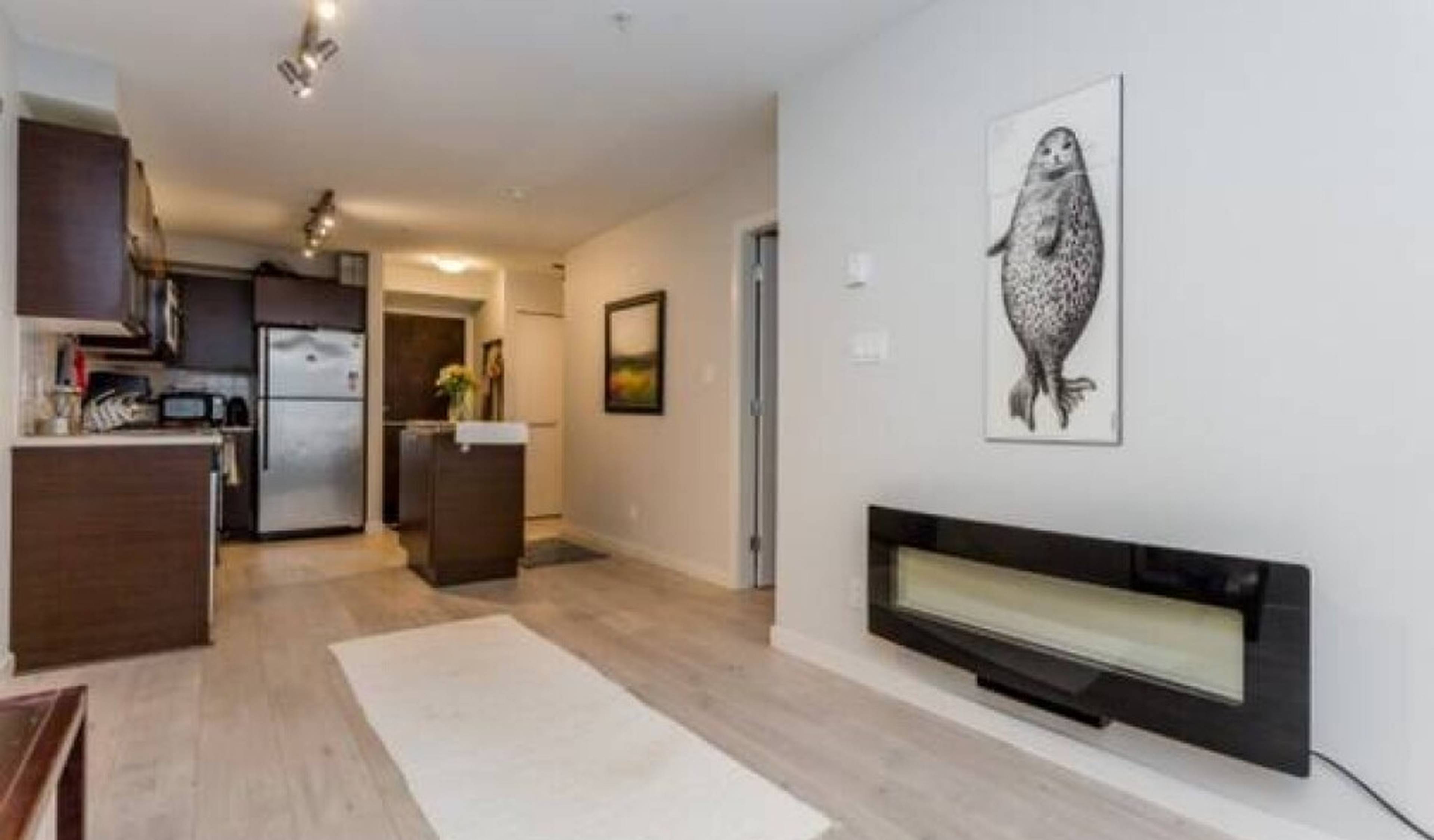 1** 10707 139 Street, Surrey, BC 1 Bedroom Apartment for Rent liv