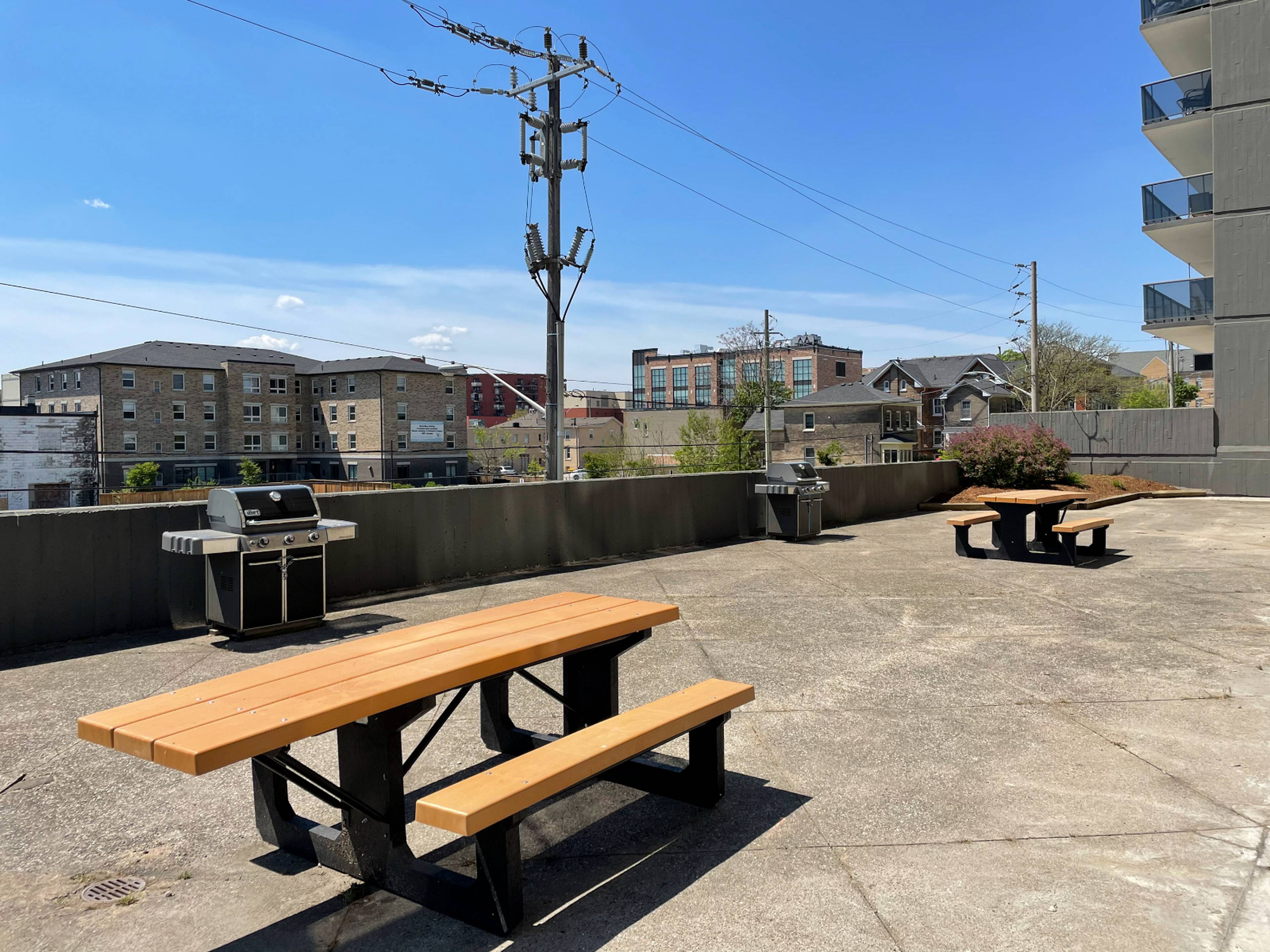 1 Bedroom 150 Darling St, Brantford, ON 1 Bedroom Apartment for