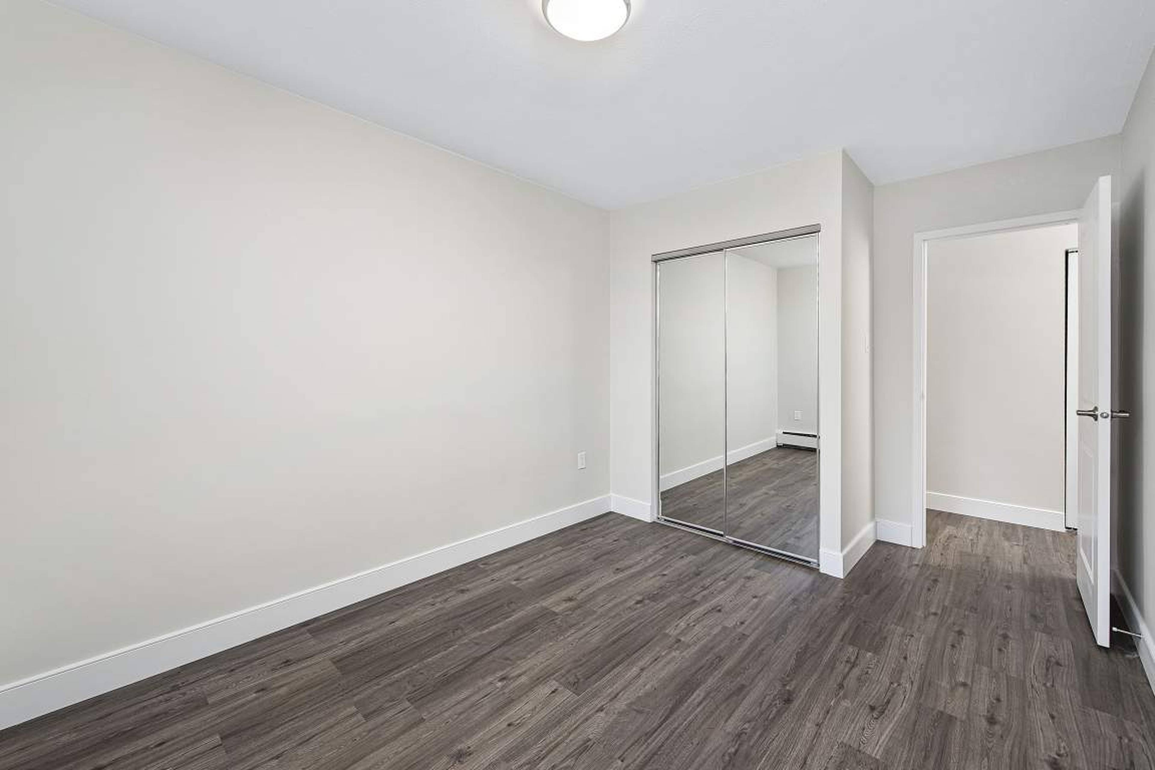 1 Bedroom 57 Forest Ave, Hamilton, ON 1 Bedroom Apartment for Rent