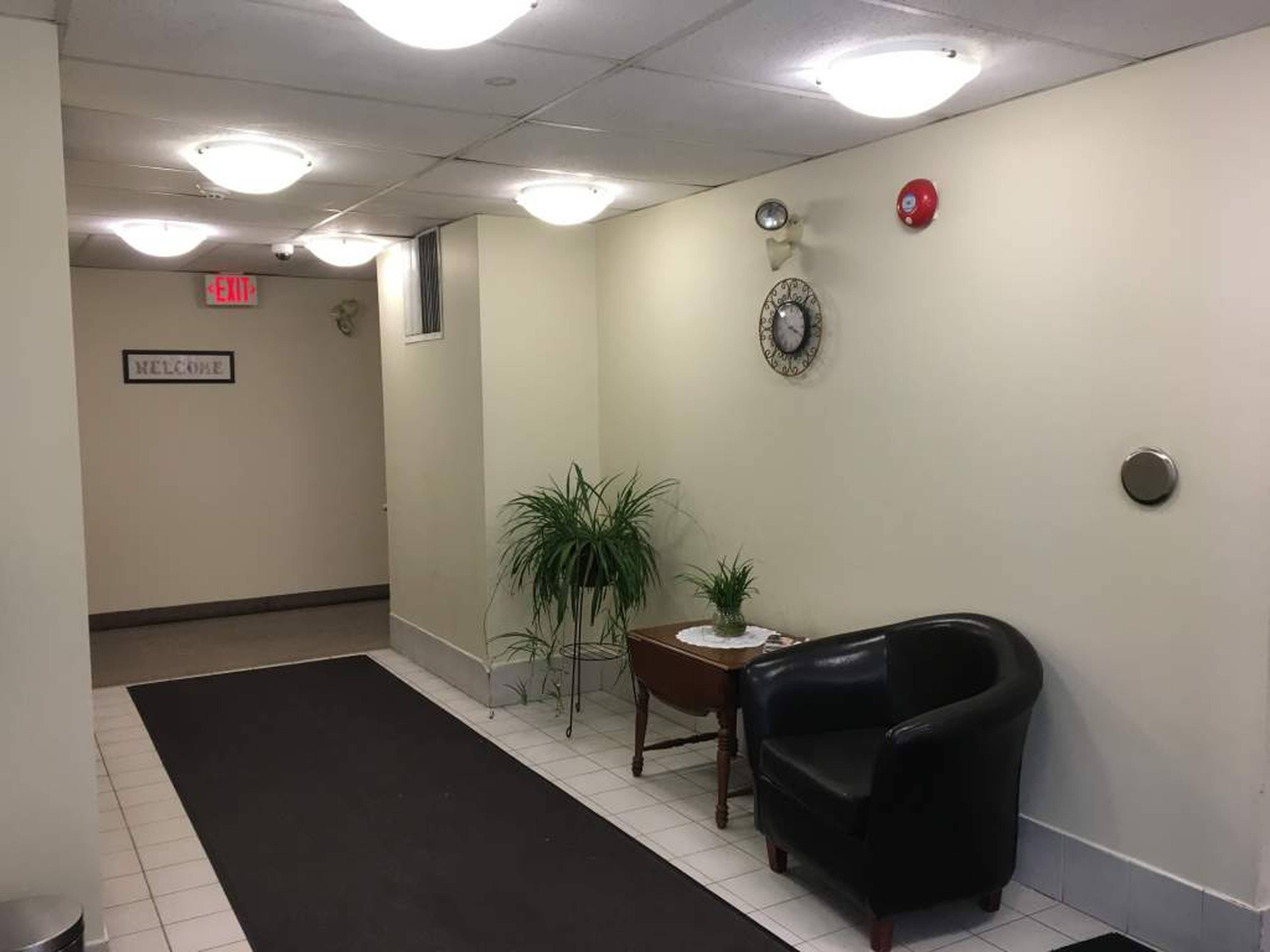 2 Bedroom 20 Emerald St N, Hamilton, ON 2 Bedroom Apartment for