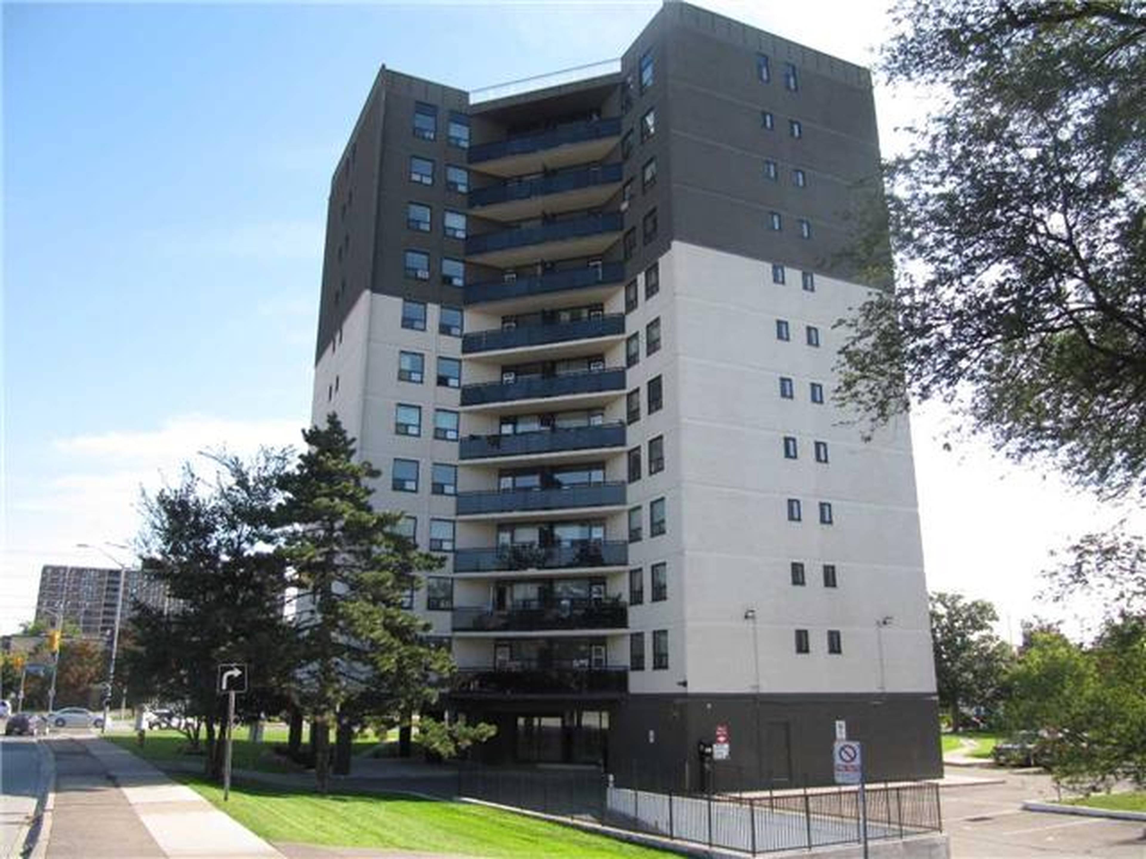 3122 Hurontario St, Mississauga, ON 2 Bedroom Apartment for Rent liv.rent