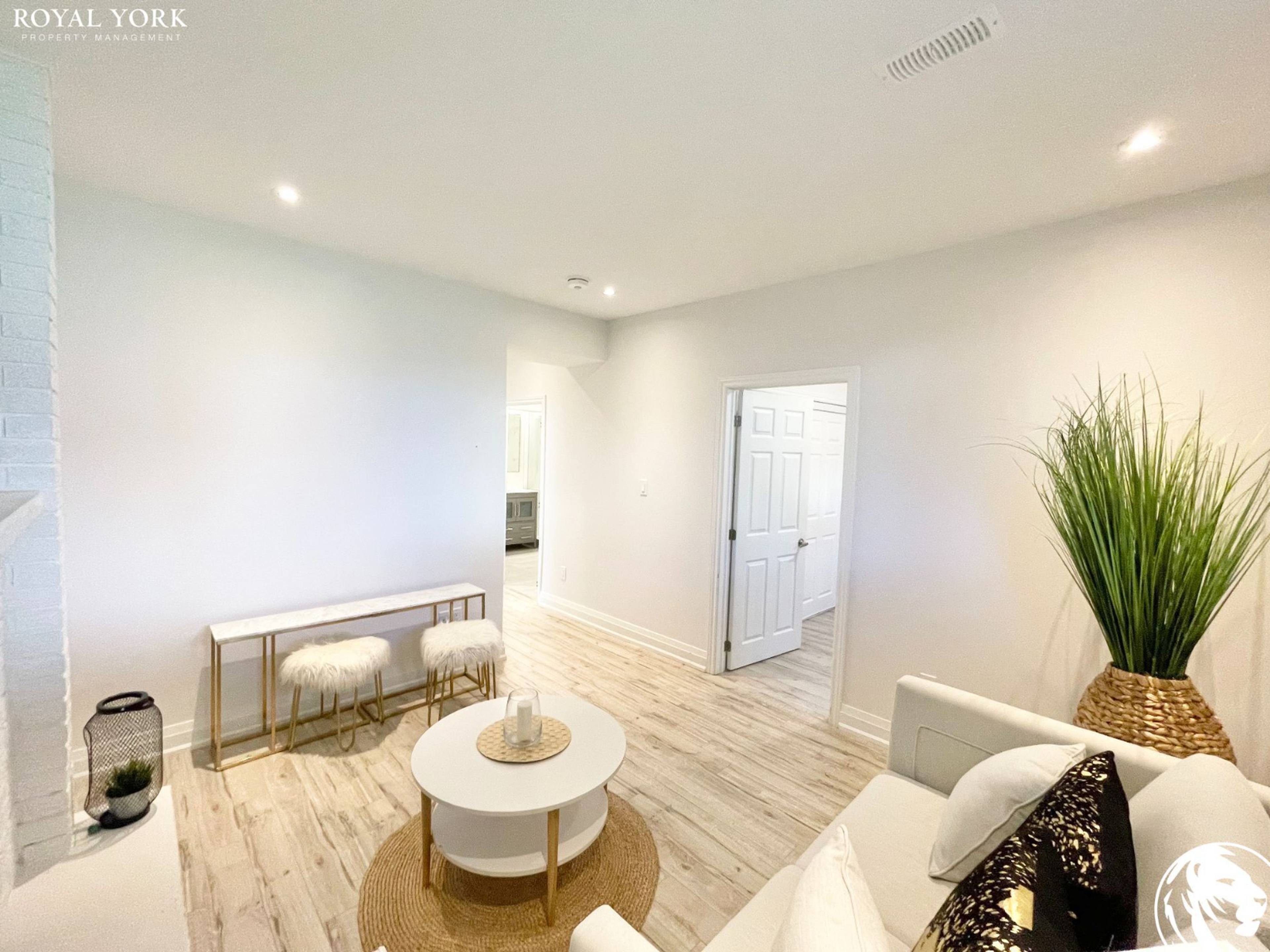 2 4137 Perivale Rd, Mississauga, ON 3 Bedroom Room for Rent liv.rent