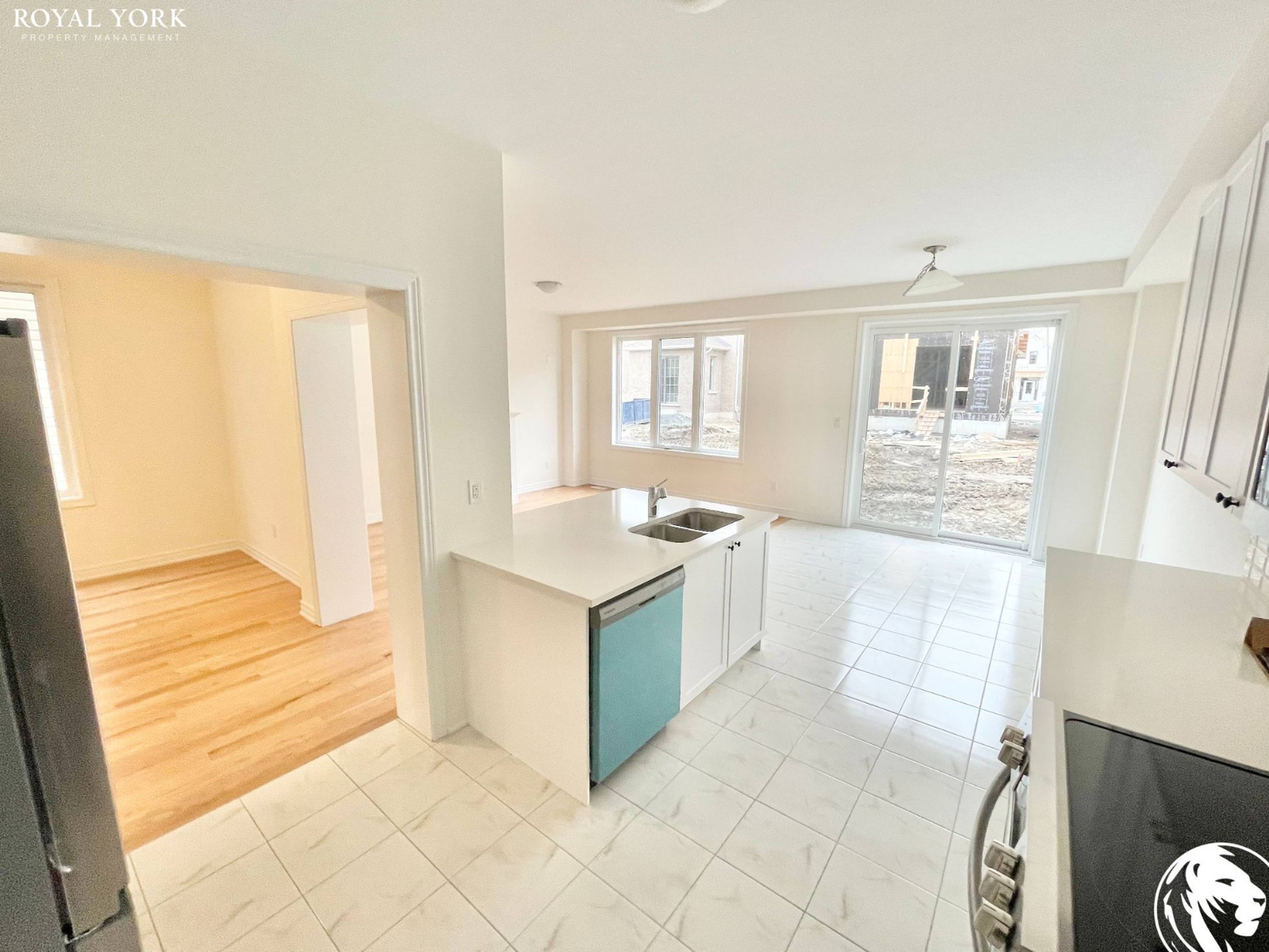 2564 Craftsman Drive, Oshawa, ON 4 Bedroom House for Rent liv.rent