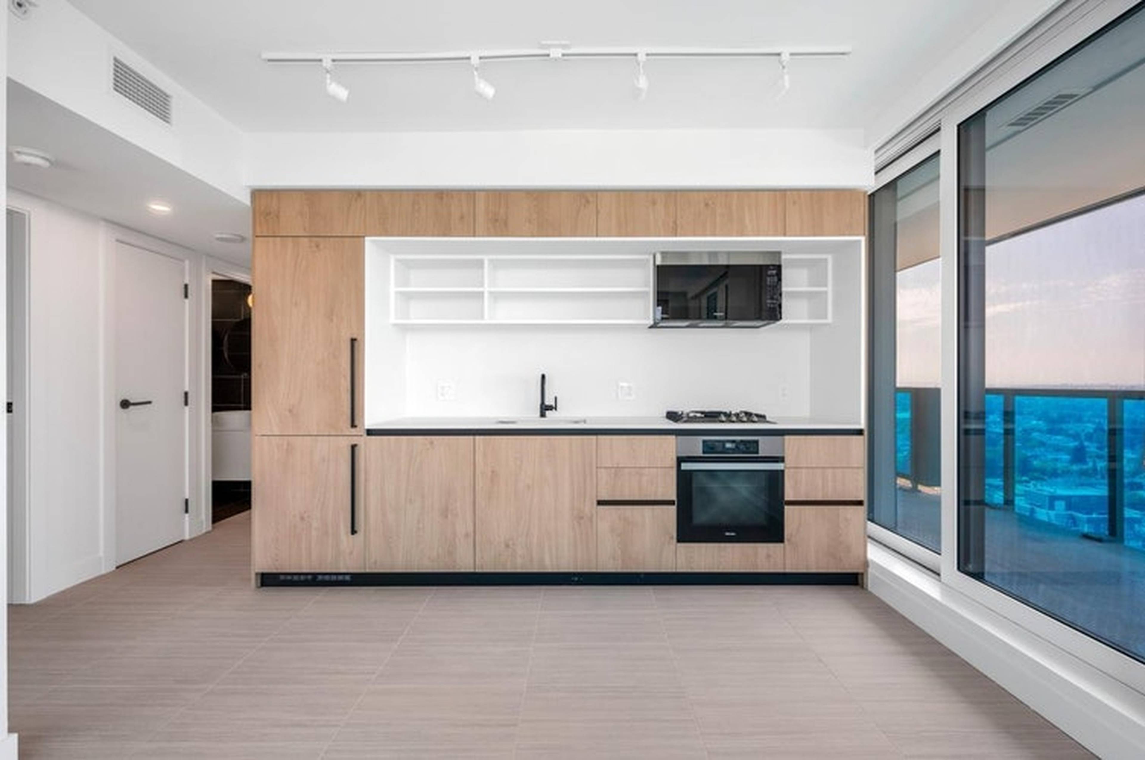 2101 5058 Joyce St, Vancouver, BC 3 Bedroom Apartment for Rent