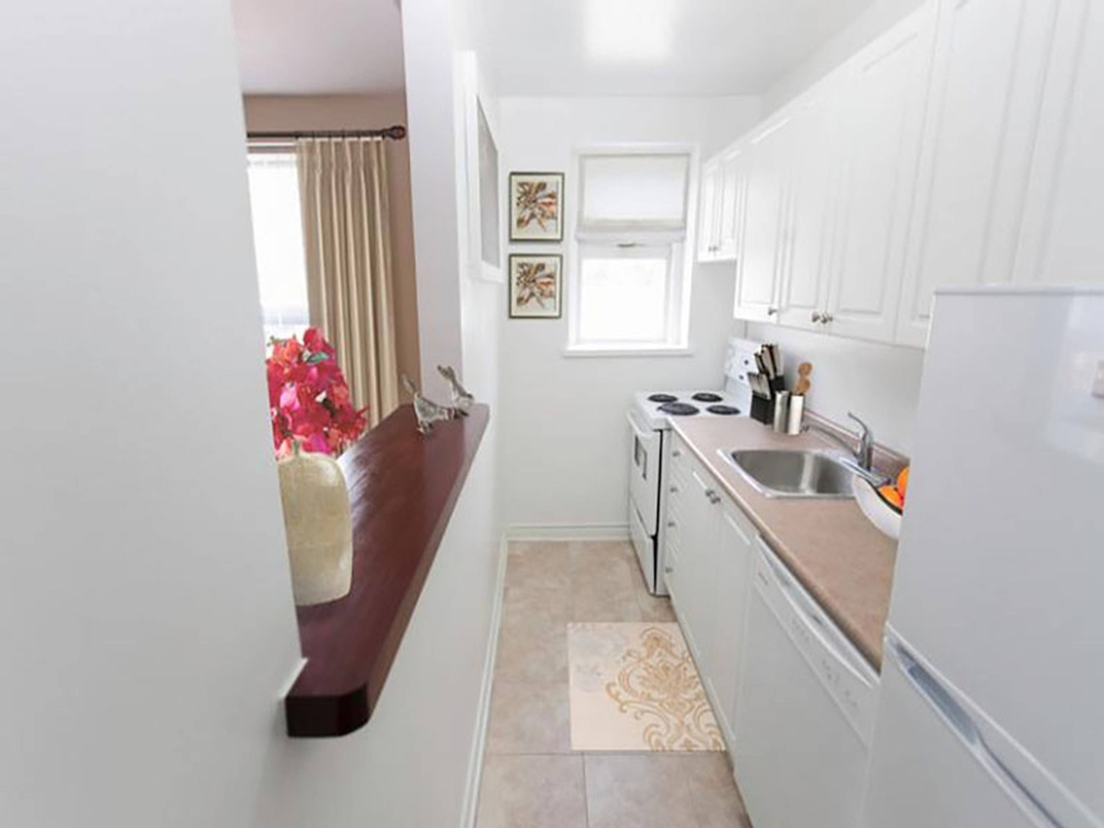 Waitlist Studio 391 Sherbourne St, Toronto, ON Studio Apartment for