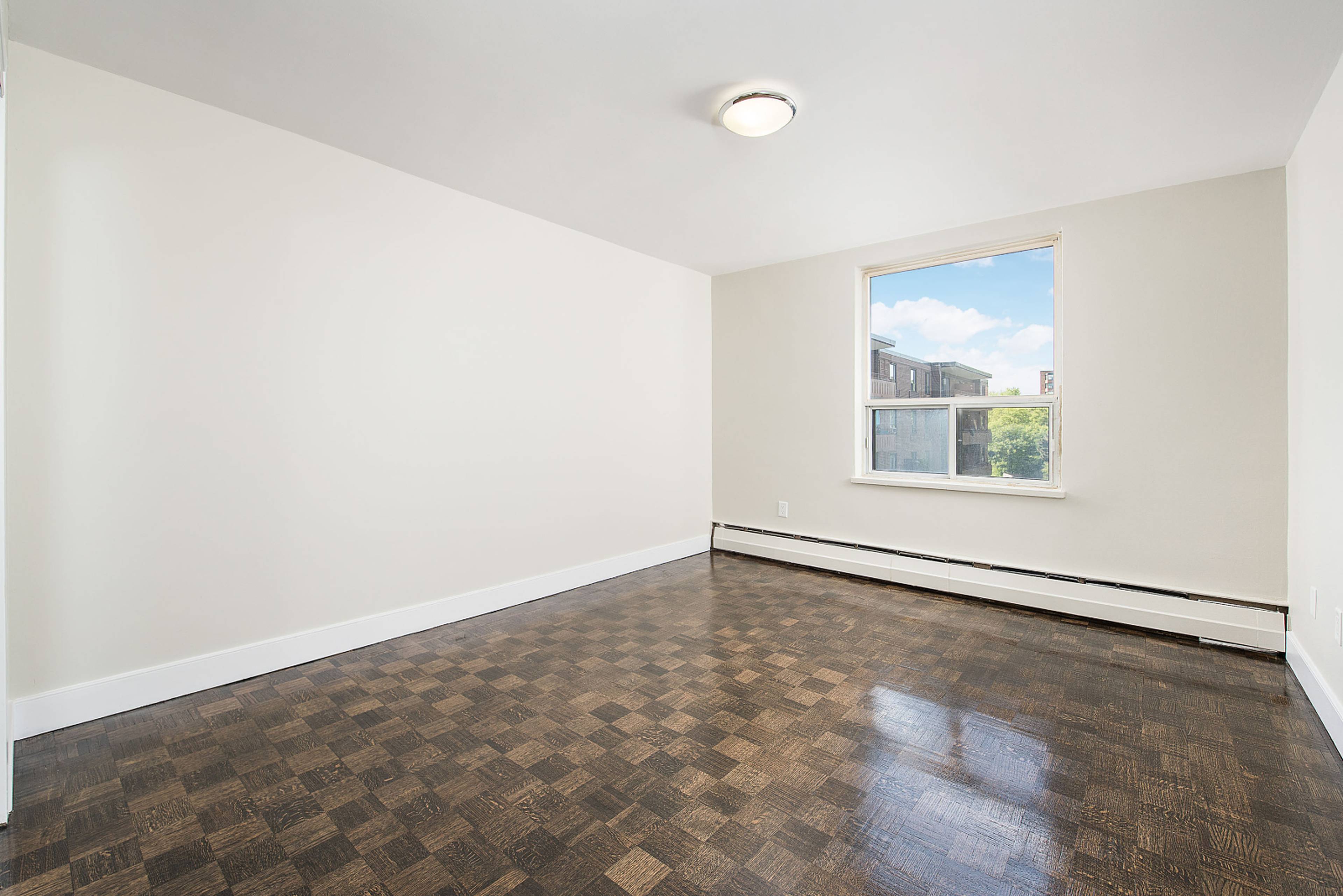 13201330 Danforth Rd, Scarborough, ON 1 Bedroom Apartment for Rent