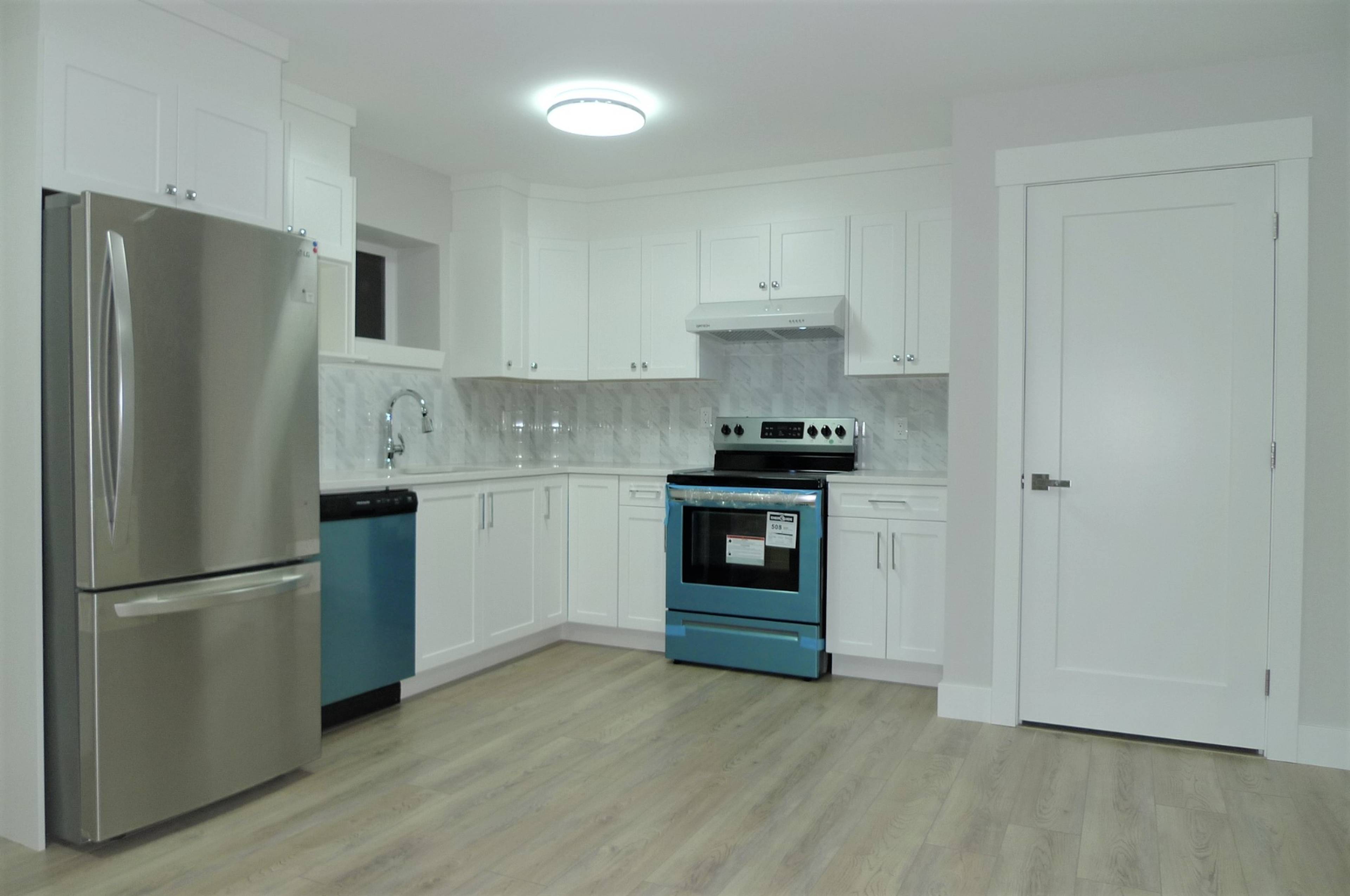 17125 0A Avenue, White Rock, BC V3Z0Y9, White Rock, BC 2 Bedroom