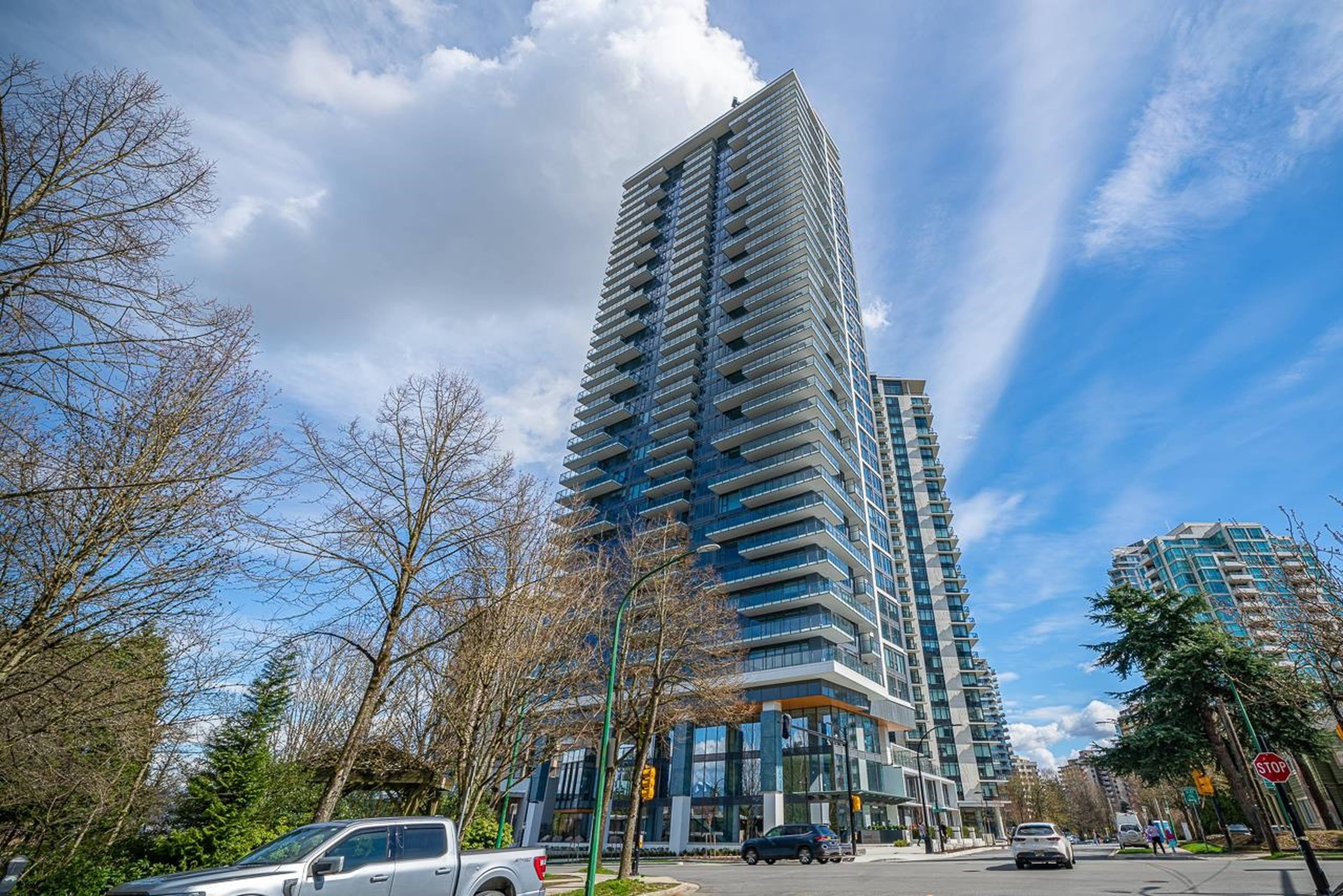 1 ch.  · 1 s. de bains for rent $2,500 / mois