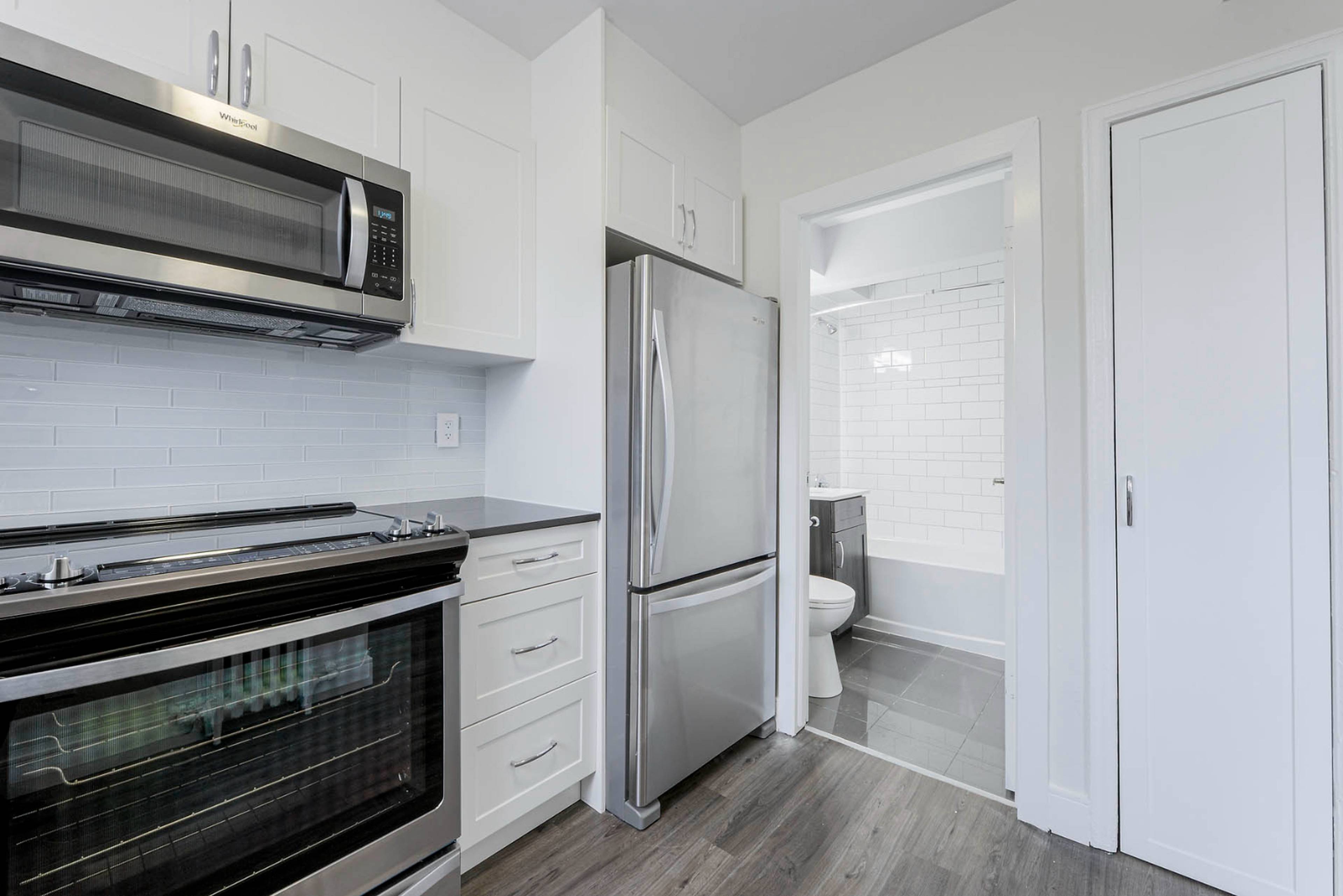 26 Albert Ave, Etobicoke, ON Studio Apartment for Rent liv.rent