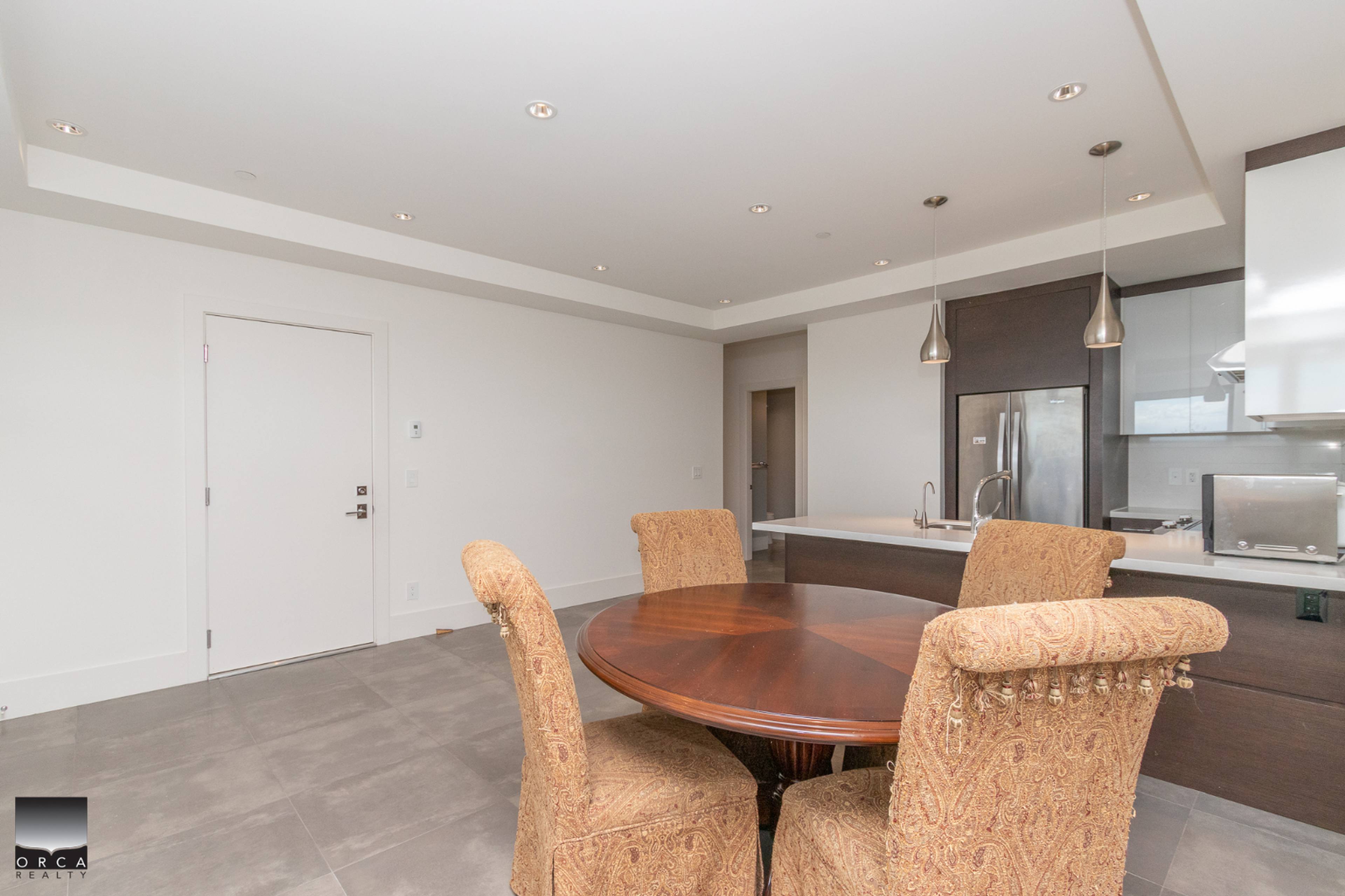 1470 Tyrol Rd, West Vancouver, BC 2 Bedroom Room for Rent liv.rent