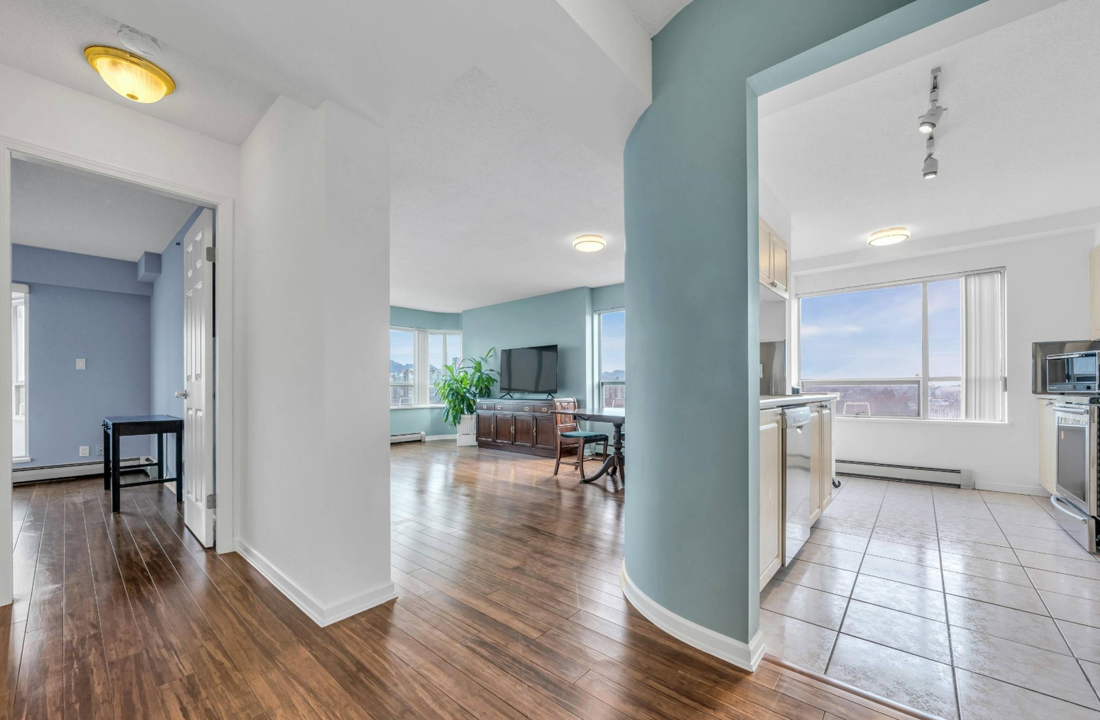 1438 7th Ave W, Vancouver, BC 1 Bedroom Apartment for Rent liv.rent