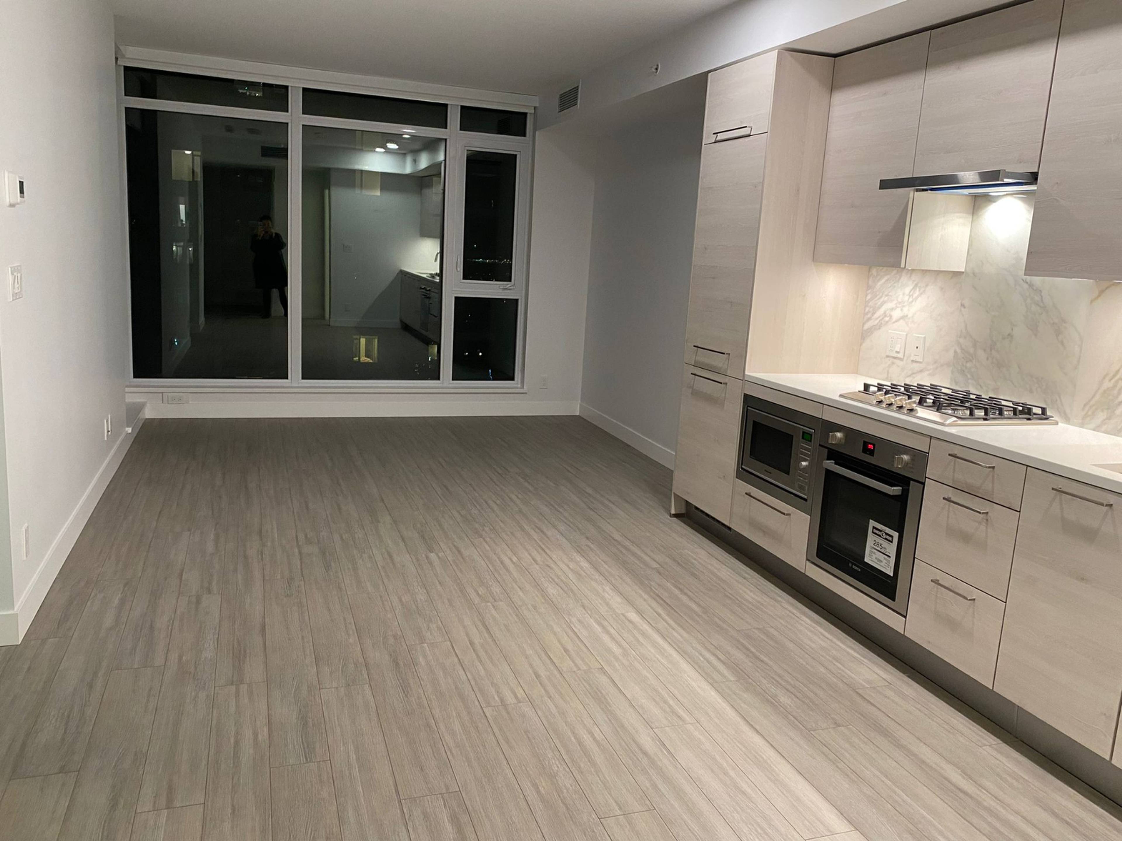 260X 4458 Beresford St, Burnaby, BC 1 Bedroom Apartment for Rent