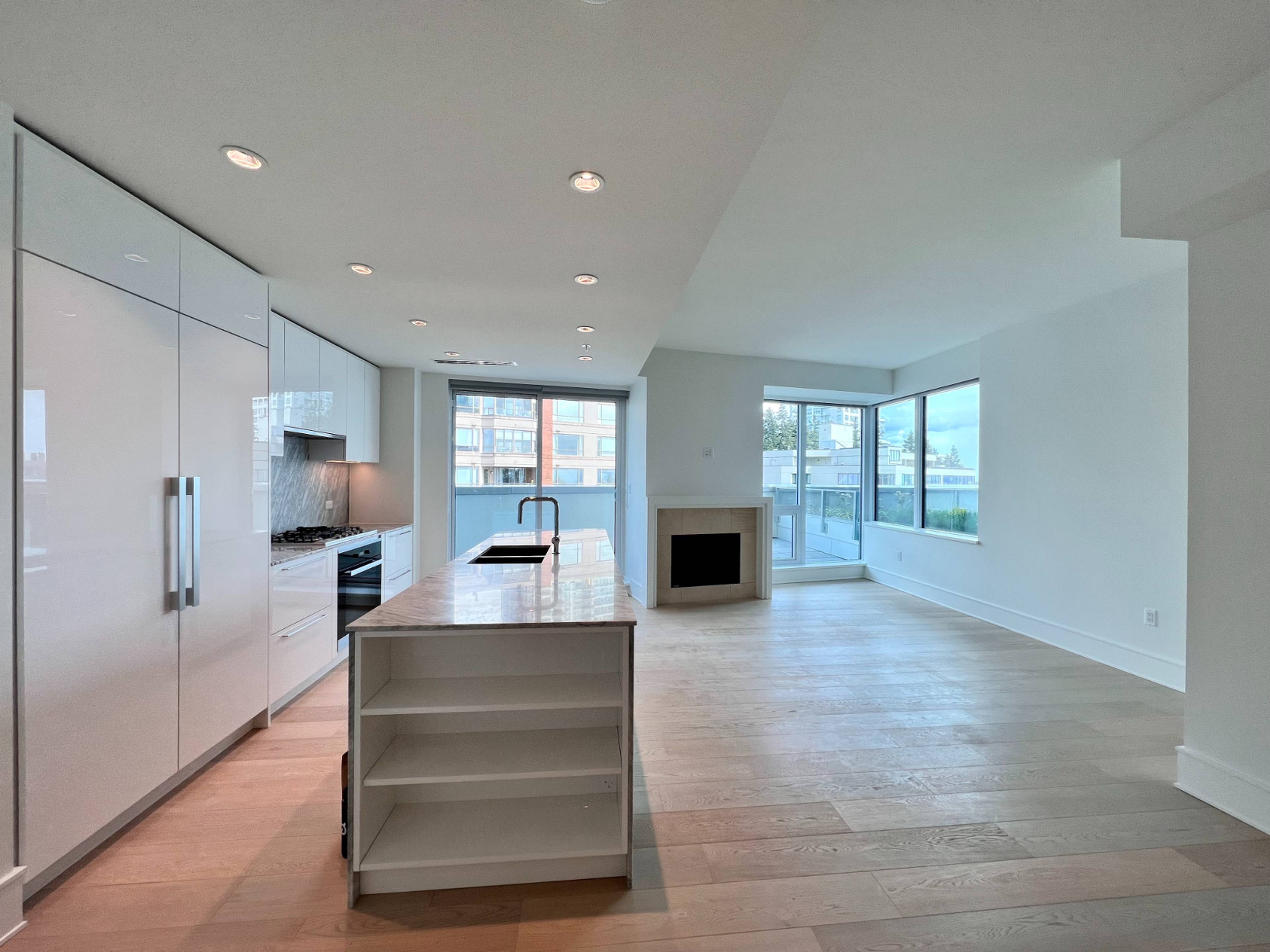 1501 Foster St, White Rock, BC 2 Bedroom Apartment for Rent liv.rent