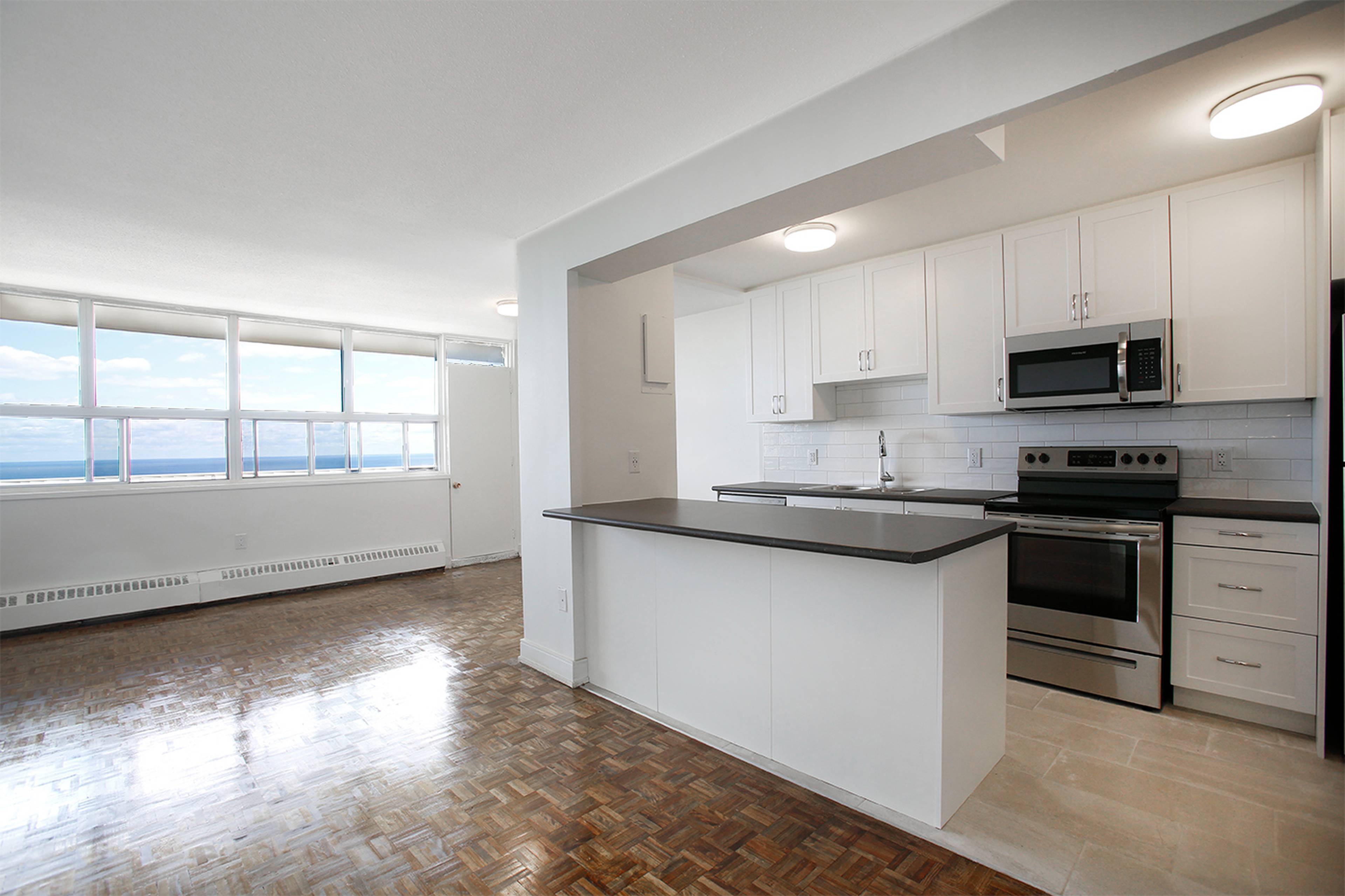 3434 Eglinton Ave E, Scarborough, ON 3 Bedroom Apartment for Rent