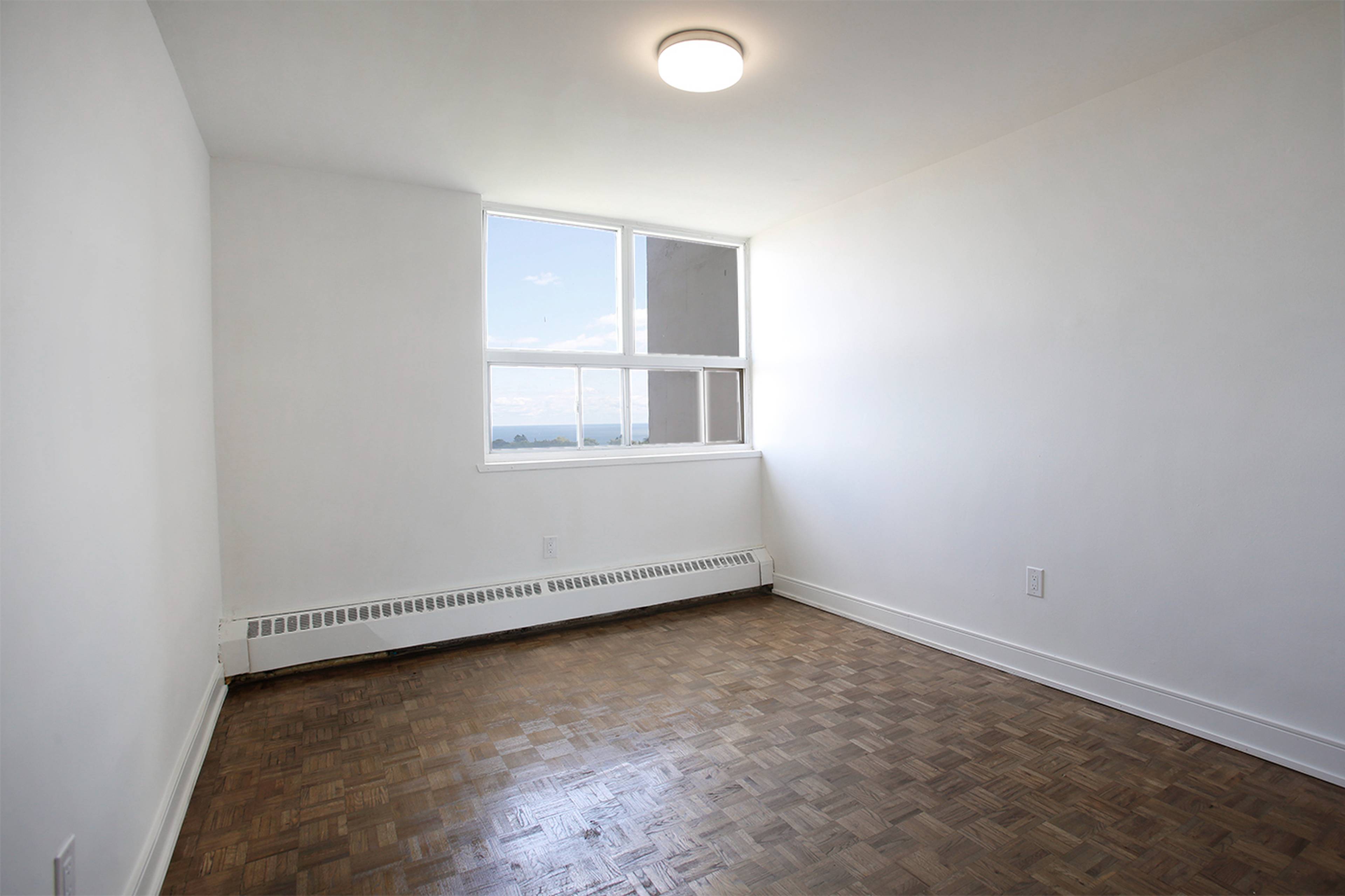 3434 Eglinton Ave E, Scarborough, ON 3 Bedroom Apartment for Rent