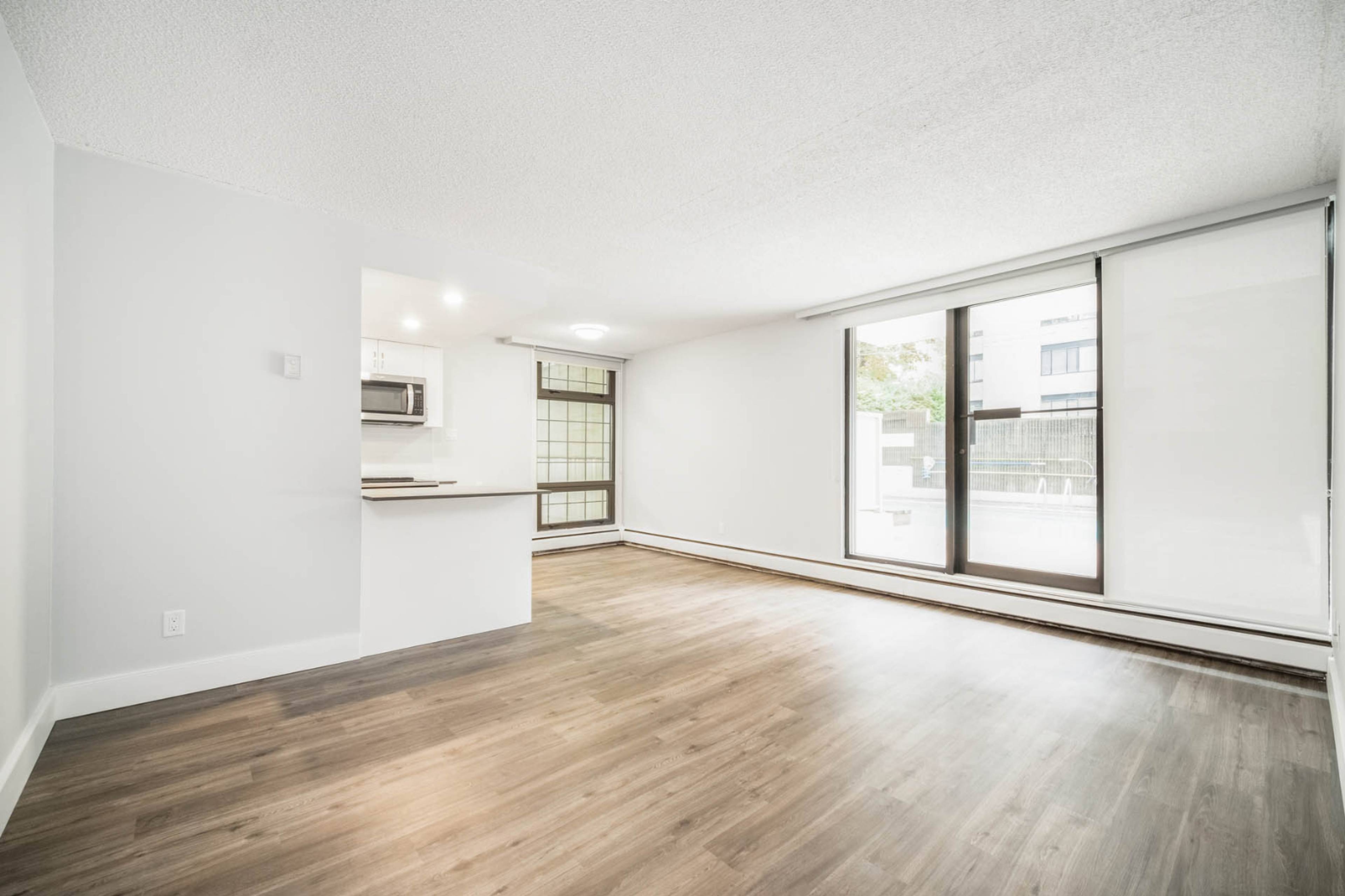 1005 Jervis St, Vancouver, BC 1 Bedroom Apartment for Rent liv.rent
