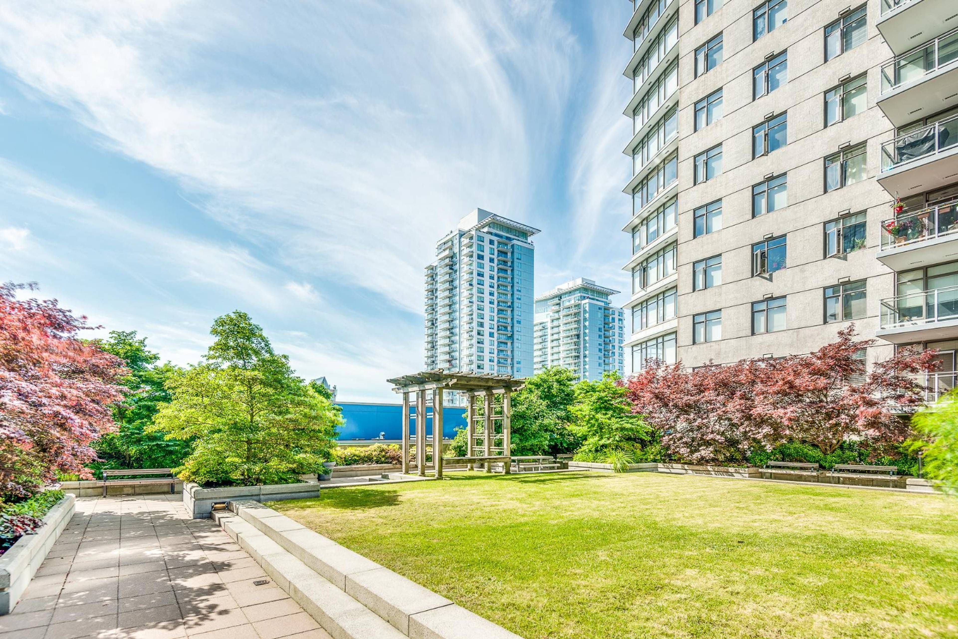 888 Carnarvon St, New Westminster, BC 2 Bedroom Apartment for Rent