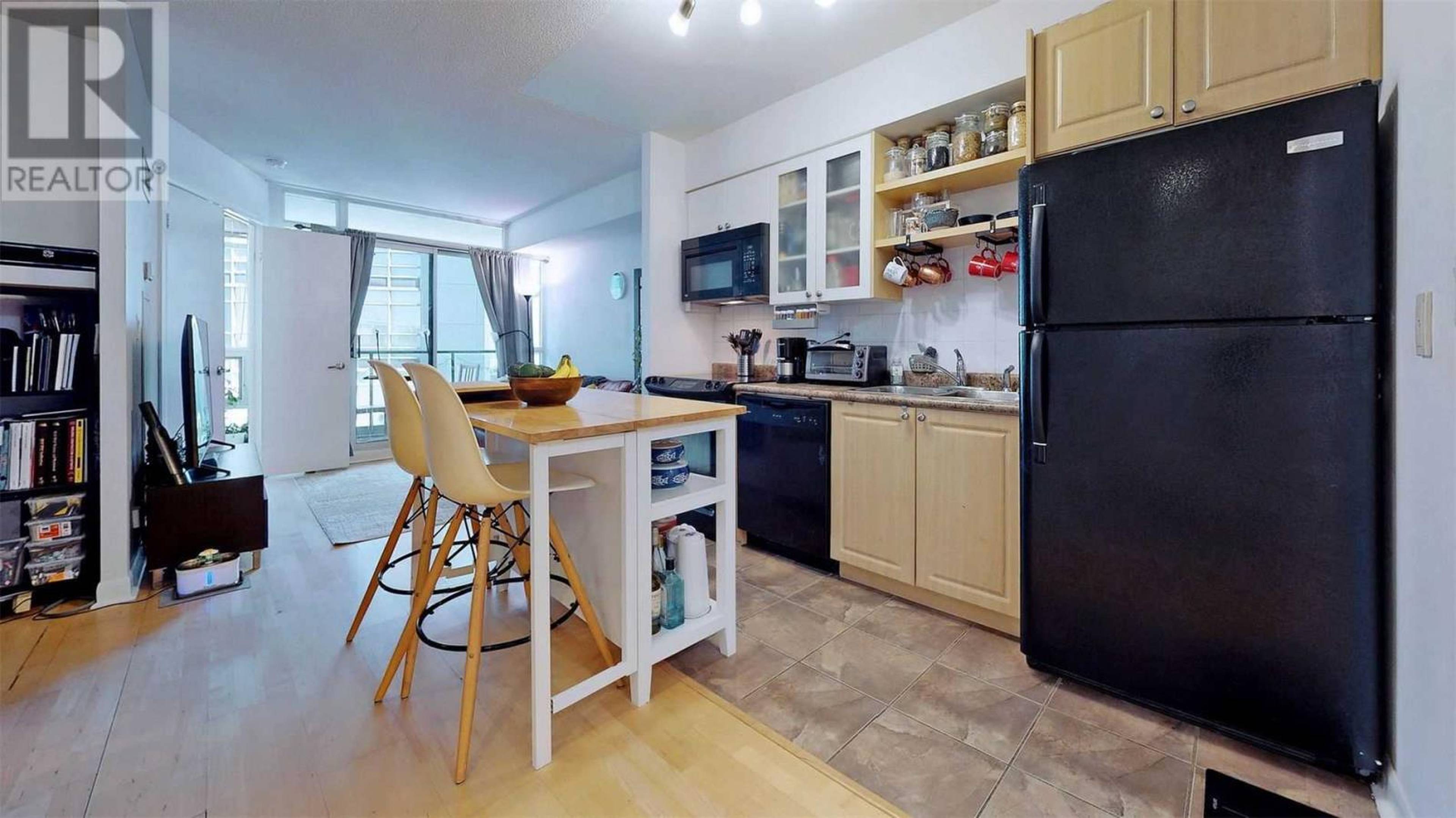 1411 600 Fleet St, Toronto, ON 1 Bedroom Apartment for Rent liv.rent