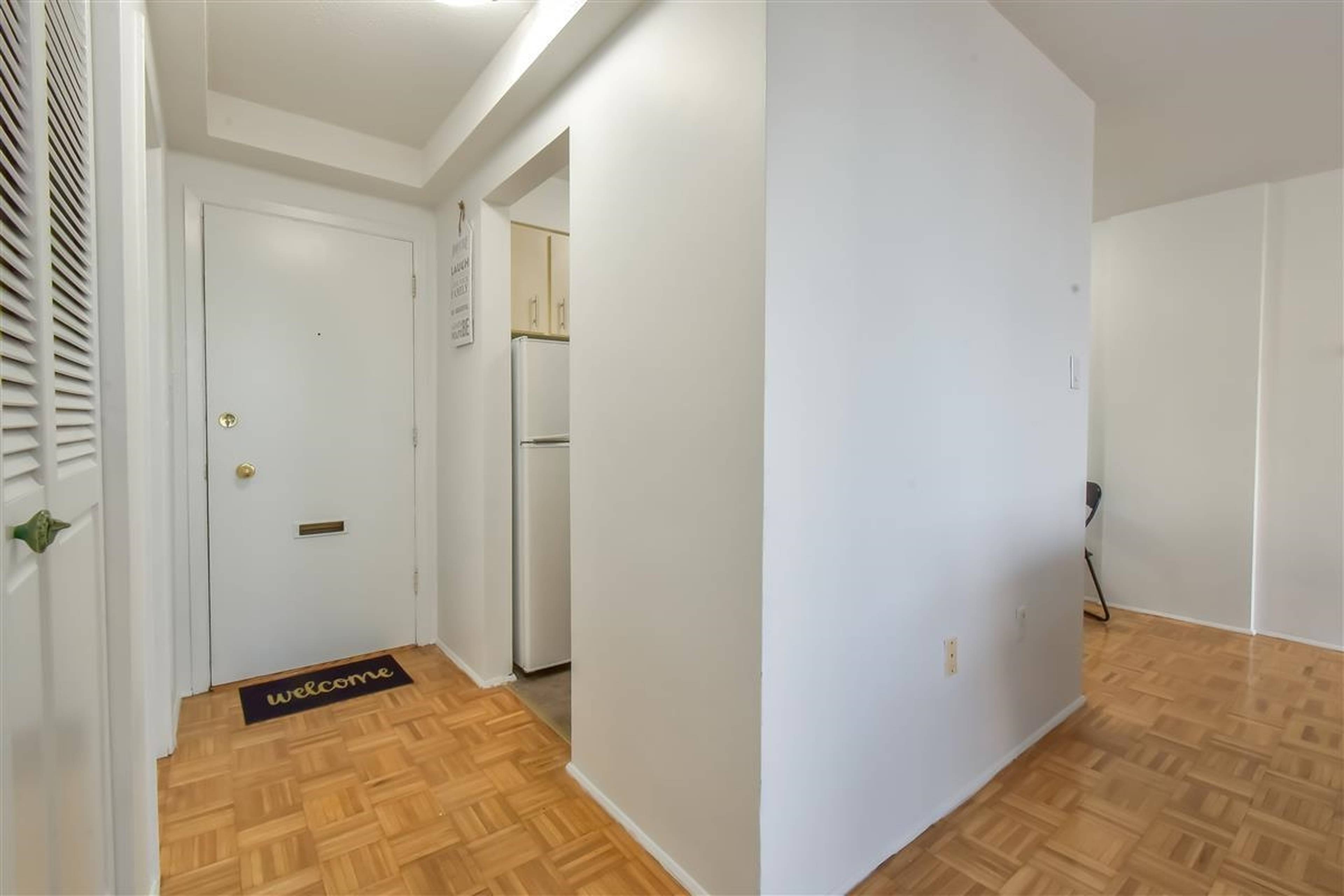 11xx 1850 Comox Street, Vancouver, BC 1 Bedroom Apartment for Rent