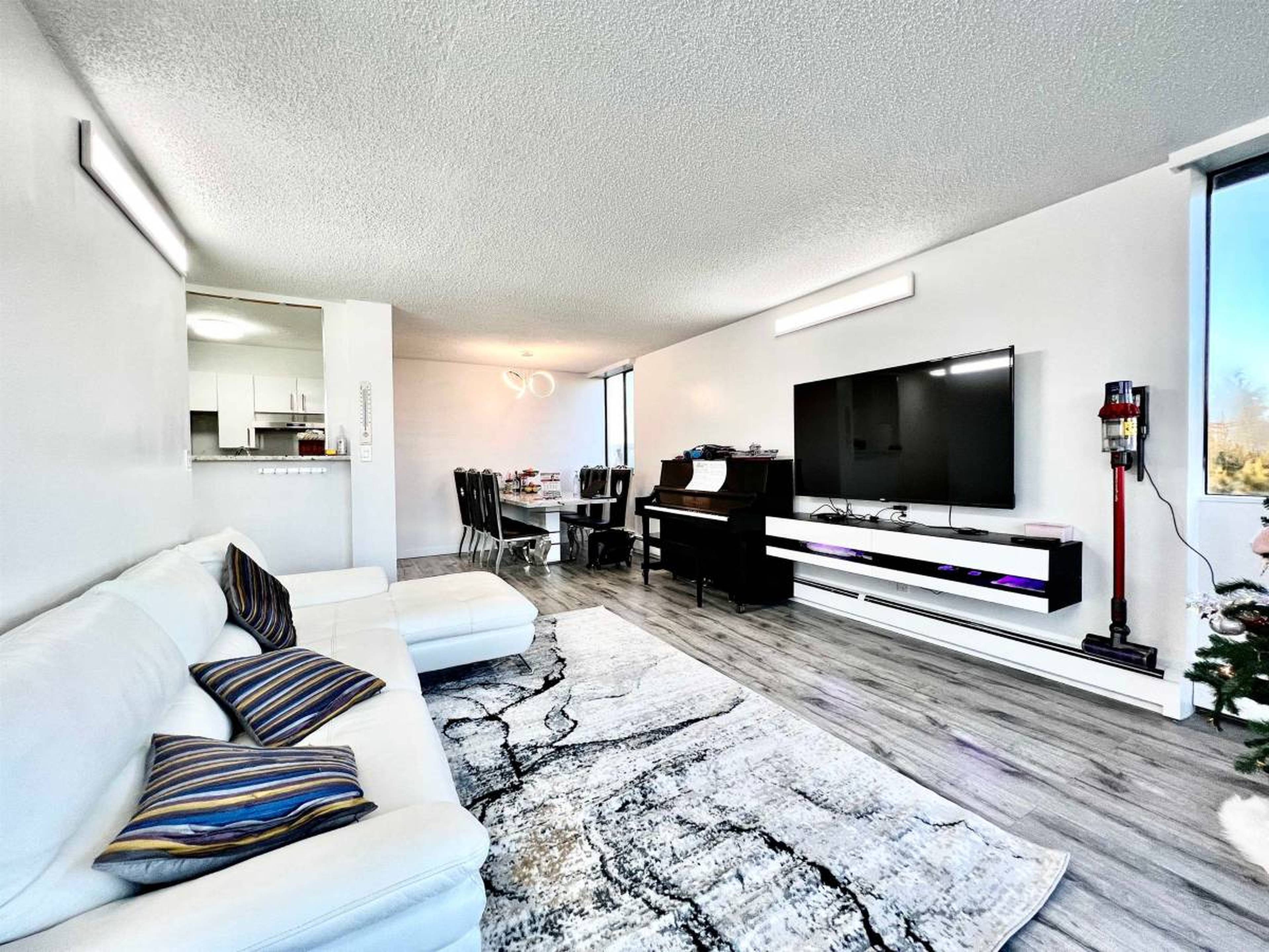 9321 Parksville Dr, Richmond, BC 2 Bedroom Apartment for Rent liv.rent