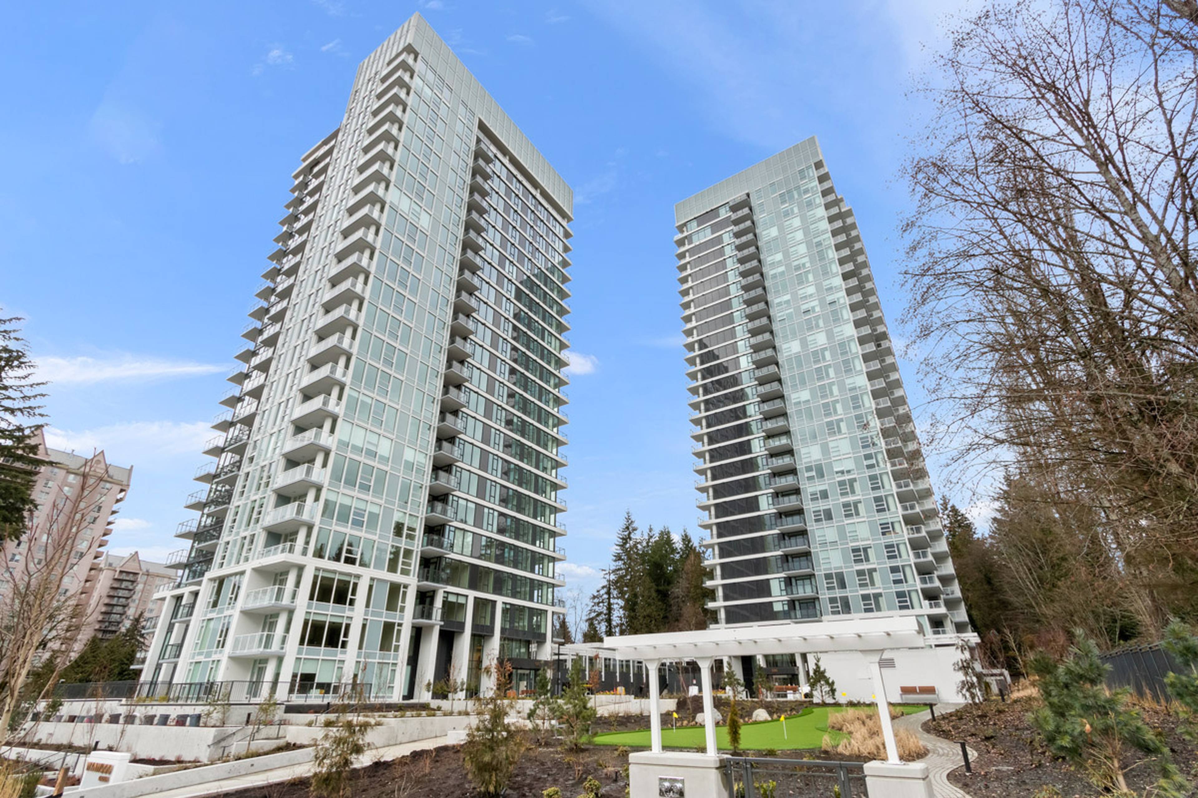 8XX 585 Austin Ave, Coquitlam, BC 2 Bedroom Apartment for Rent