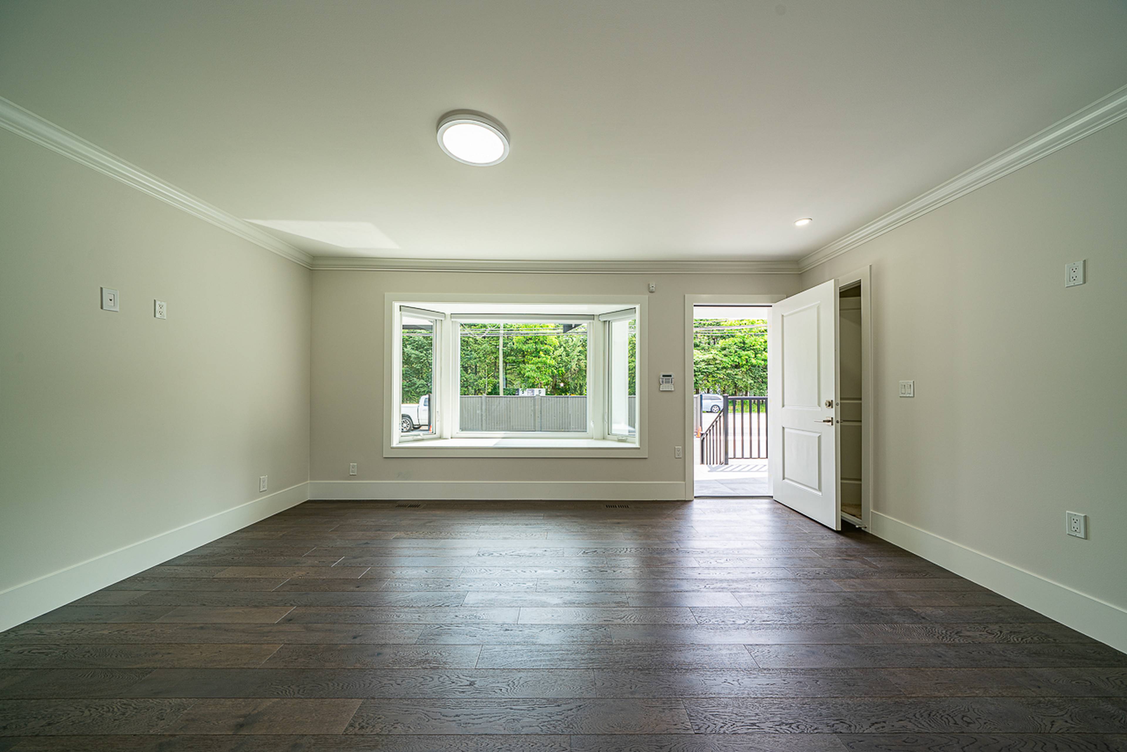 200 St, Langley, BC 2 Bedroom Room for Rent liv.rent