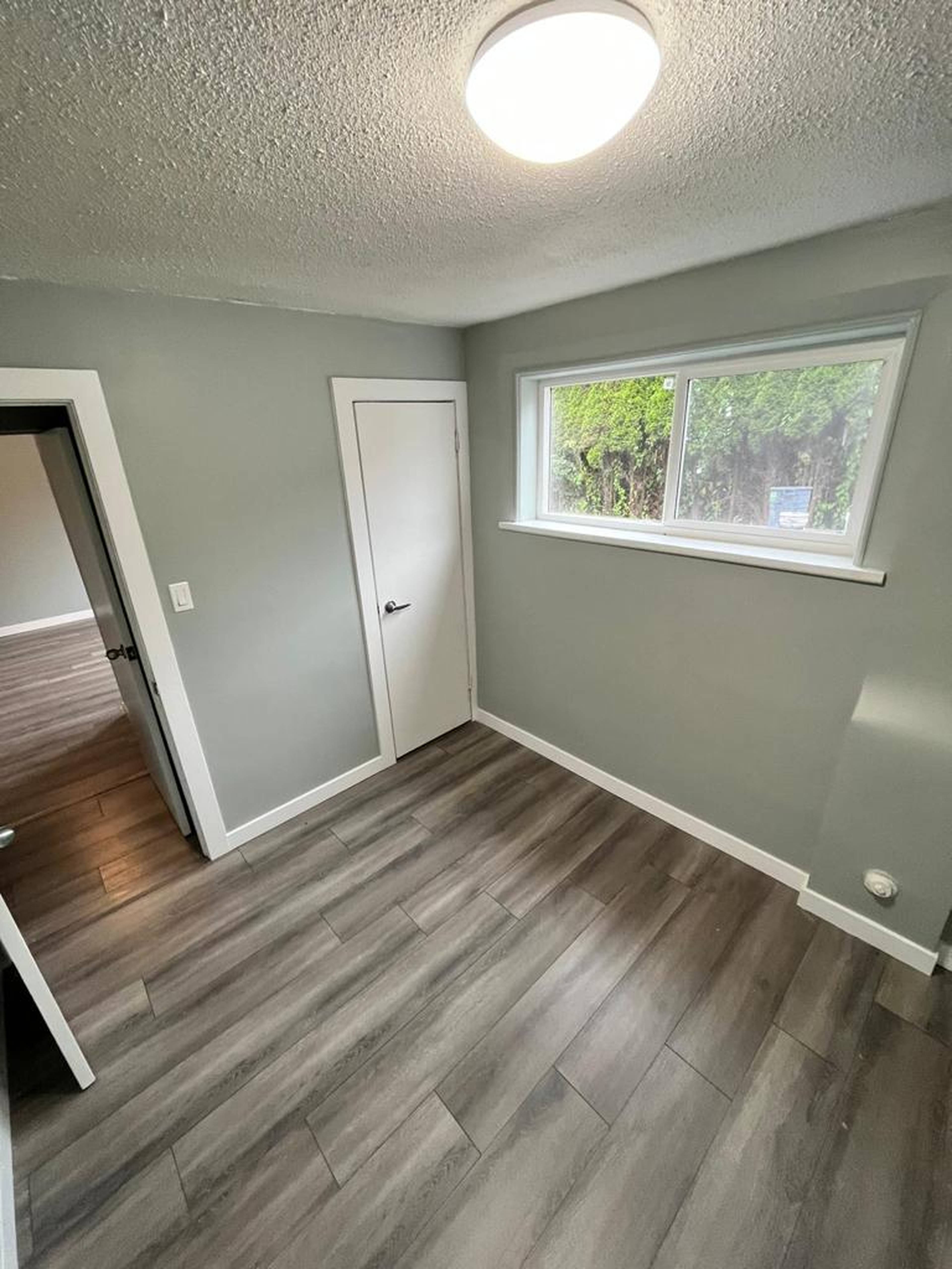 Sullivan St, Burnaby, BC 3 Bedroom Room for Rent liv.rent
