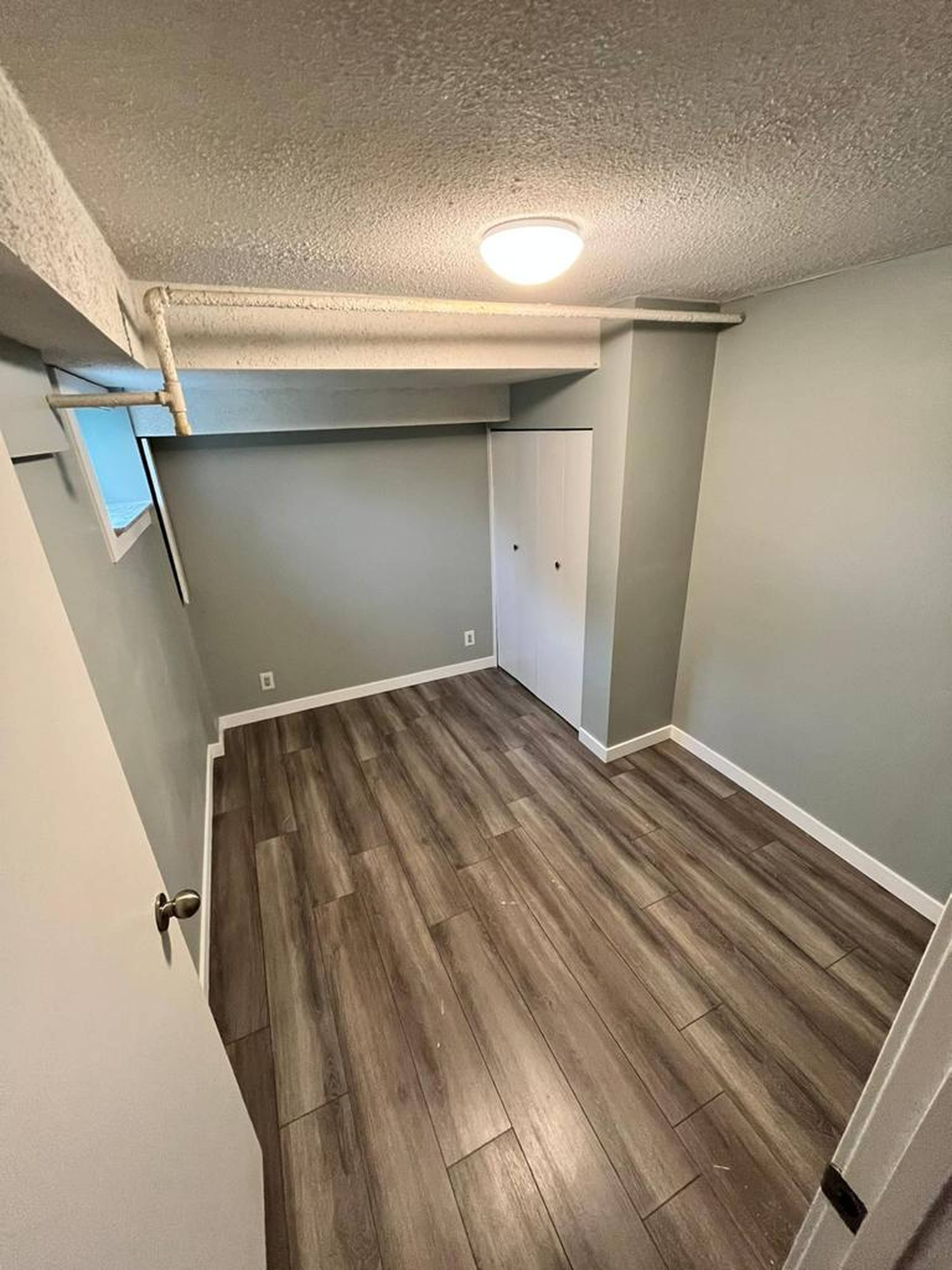 Sullivan St, Burnaby, BC 3 Bedroom Room for Rent liv.rent