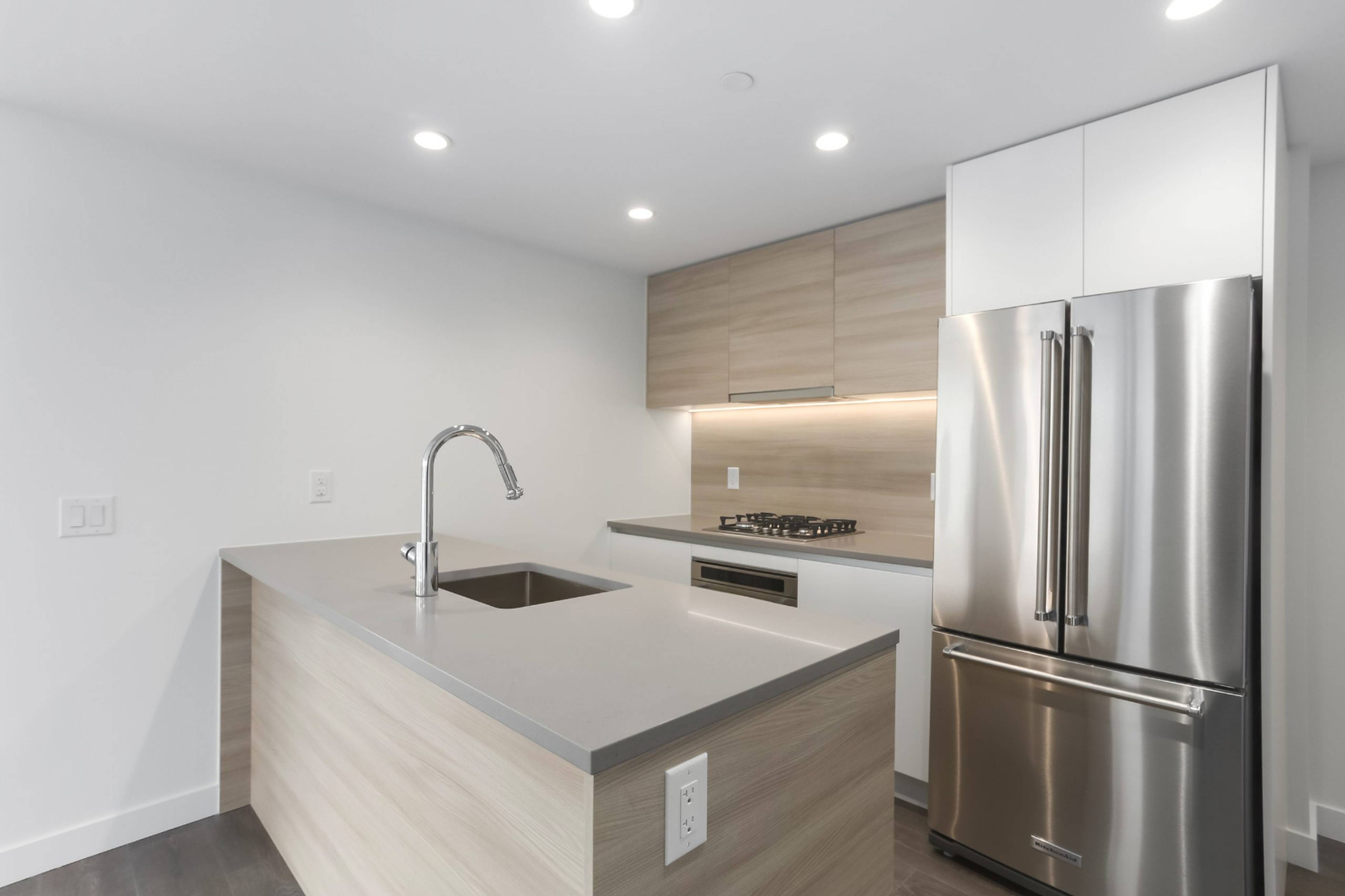 525 Foster Ave, Coquitlam, BC 2 Bedroom Apartment for Rent liv.rent