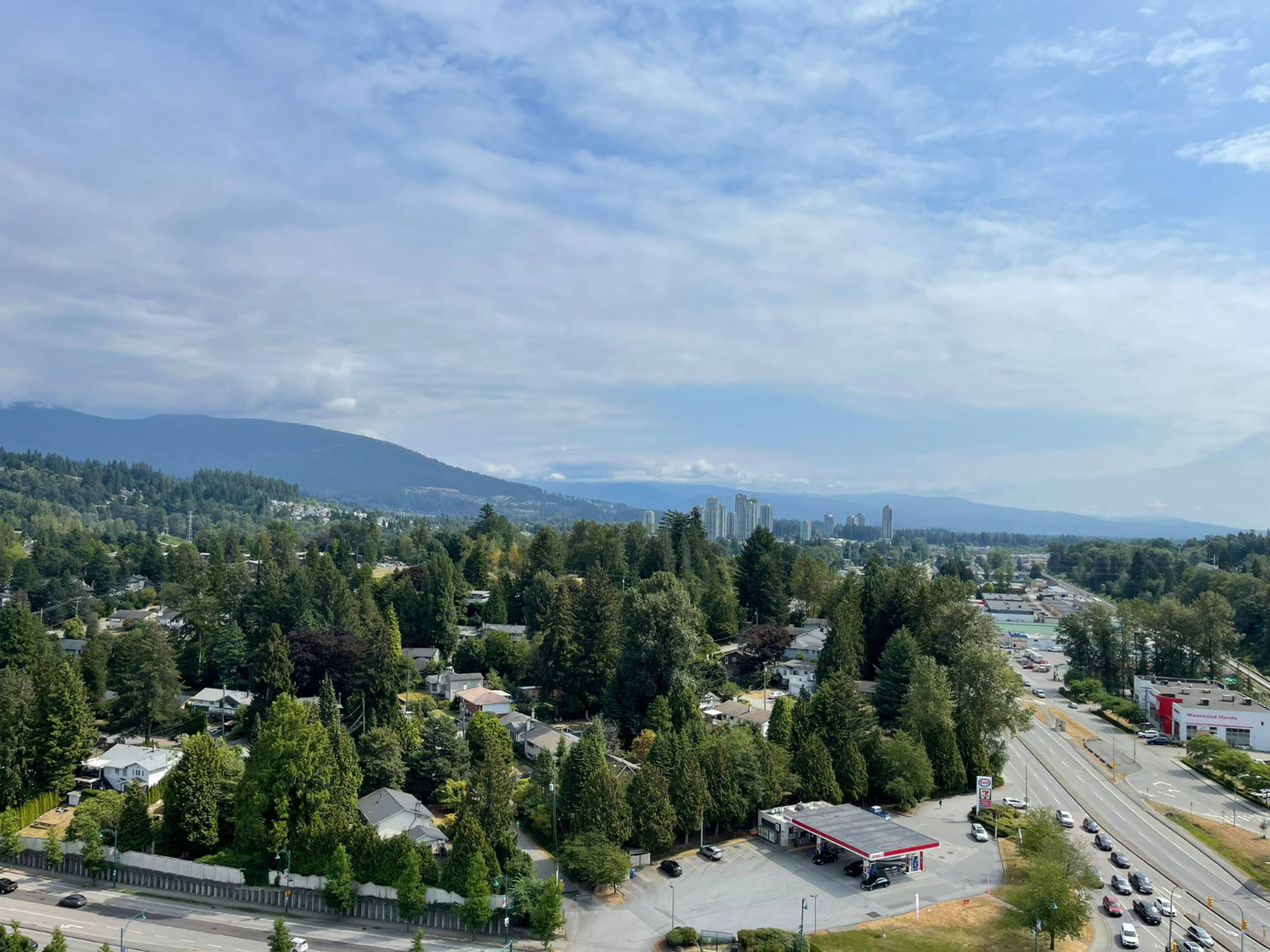 308 Morrissey Rd, Port Moody, BC 2 Bedroom Apartment for Rent liv.rent