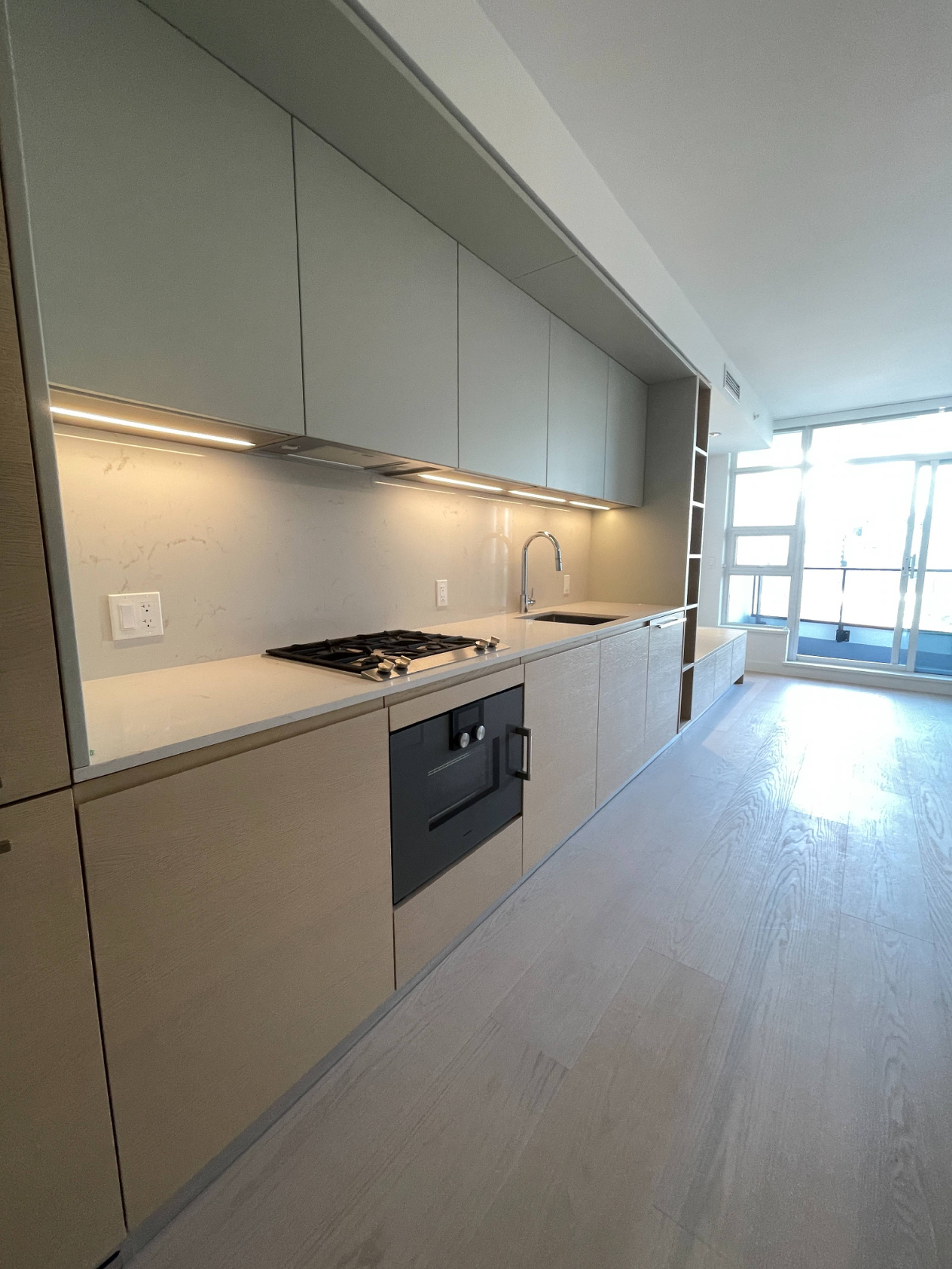 2806 1289 Hornby St, Vancouver, BC Studio Apartment for Rent liv.rent