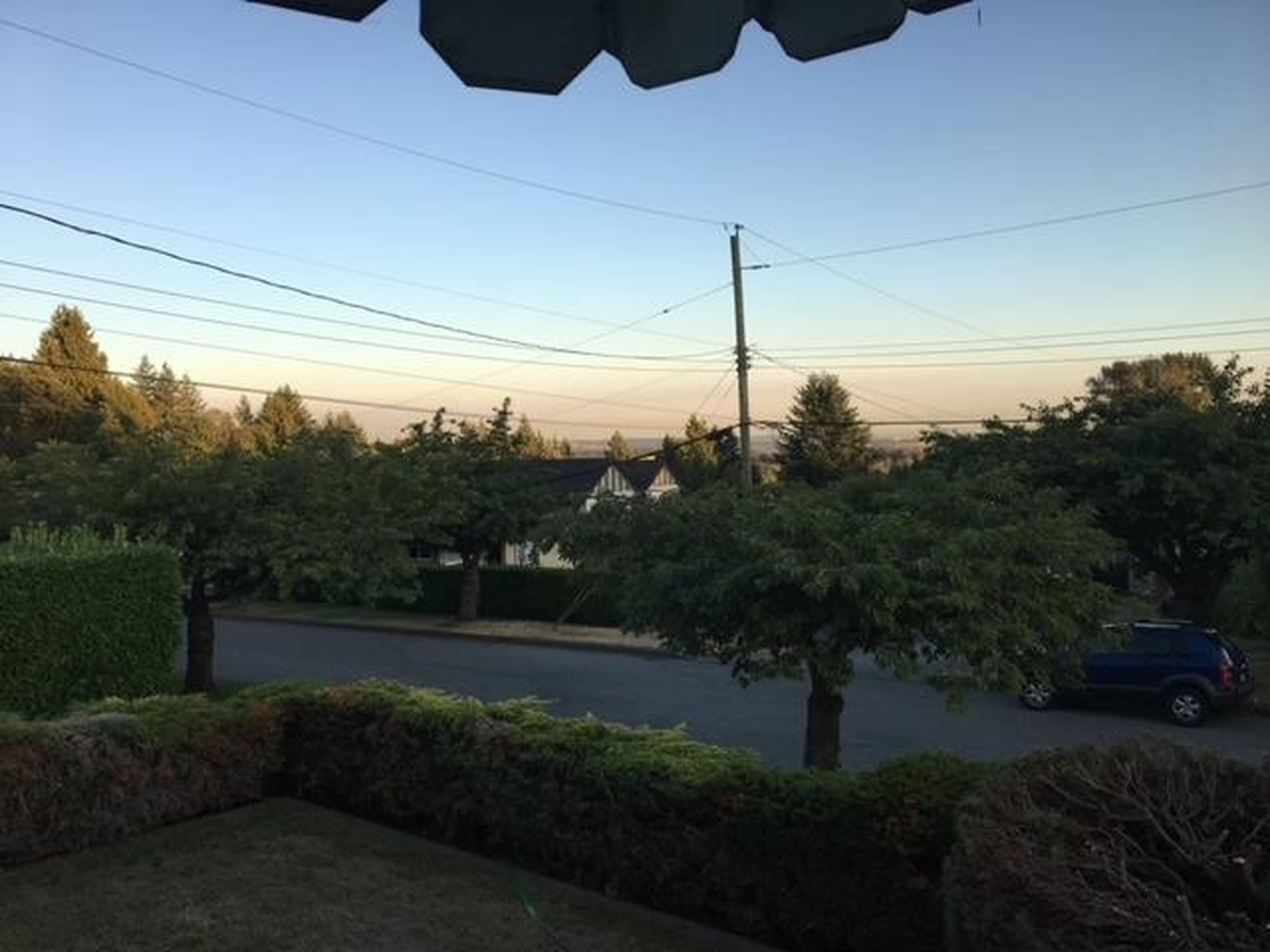 Portland, Vancouver, BC 3 Bedroom House for Rent liv.rent