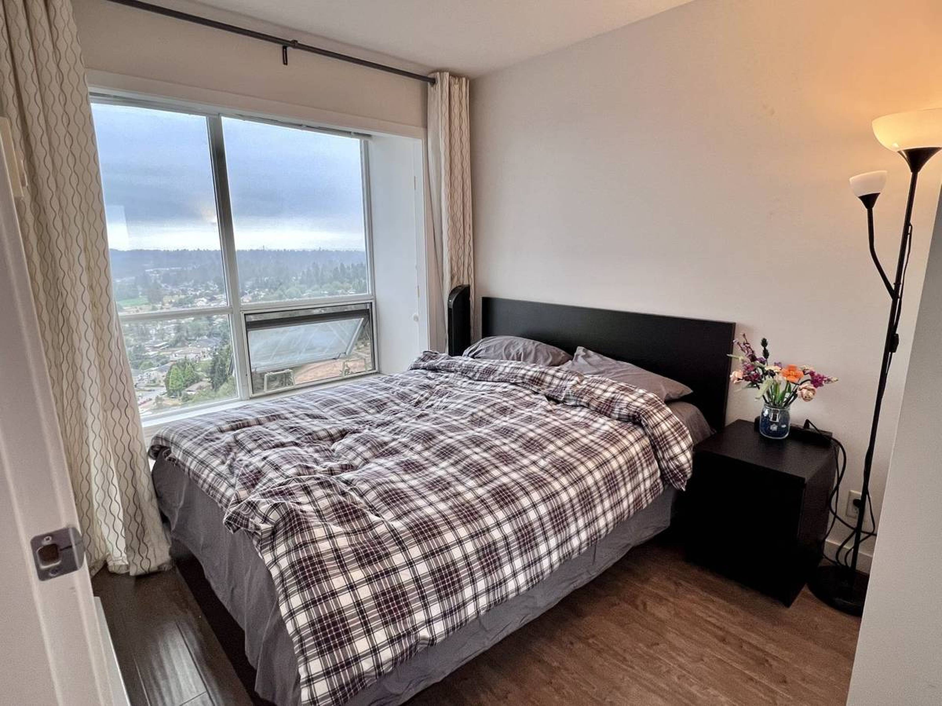 13618 100 Ave, Surrey, BC 2 Bedroom Apartment for Rent liv.rent