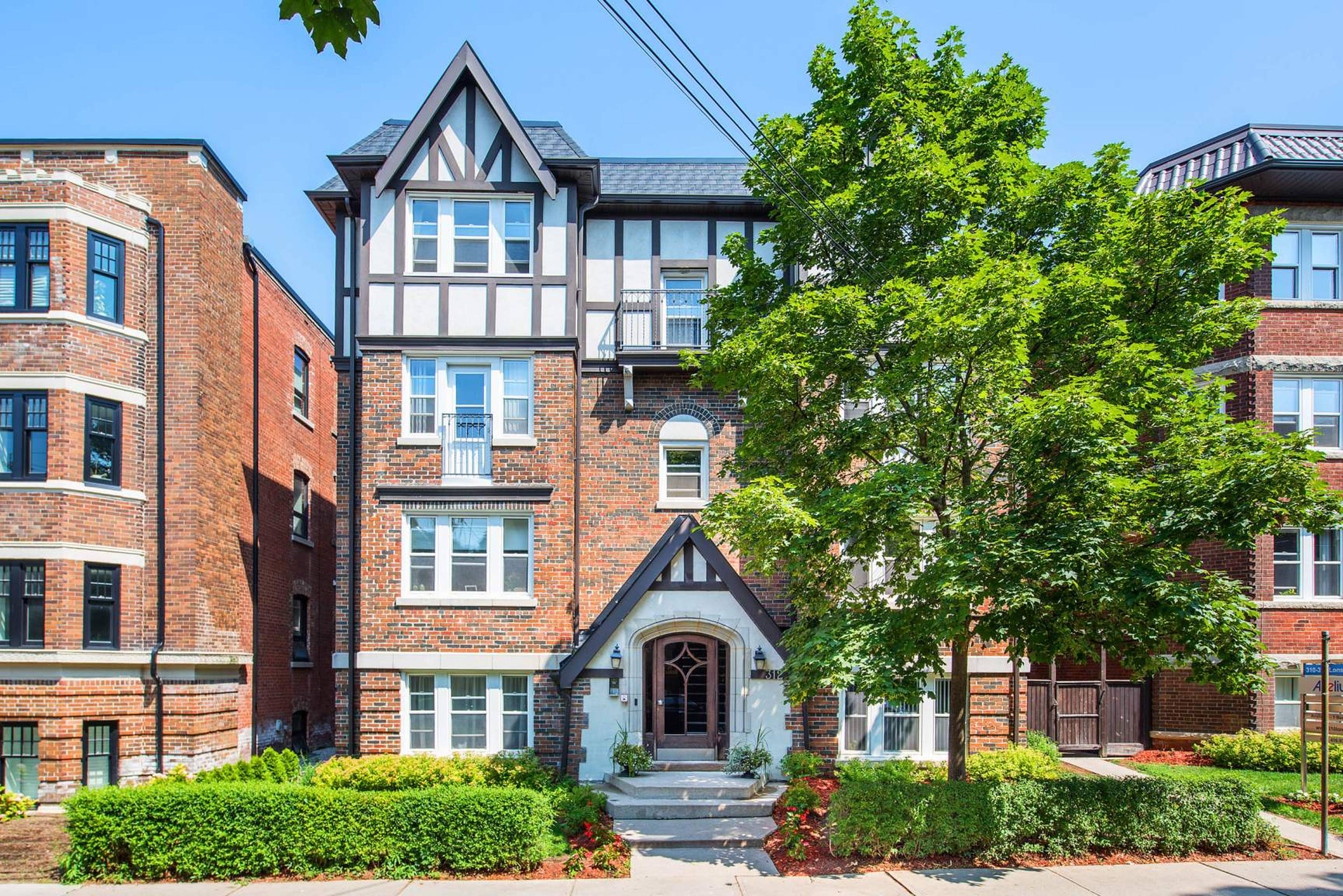 2 Bed  · 1 Bath for rent $2,273+ / month