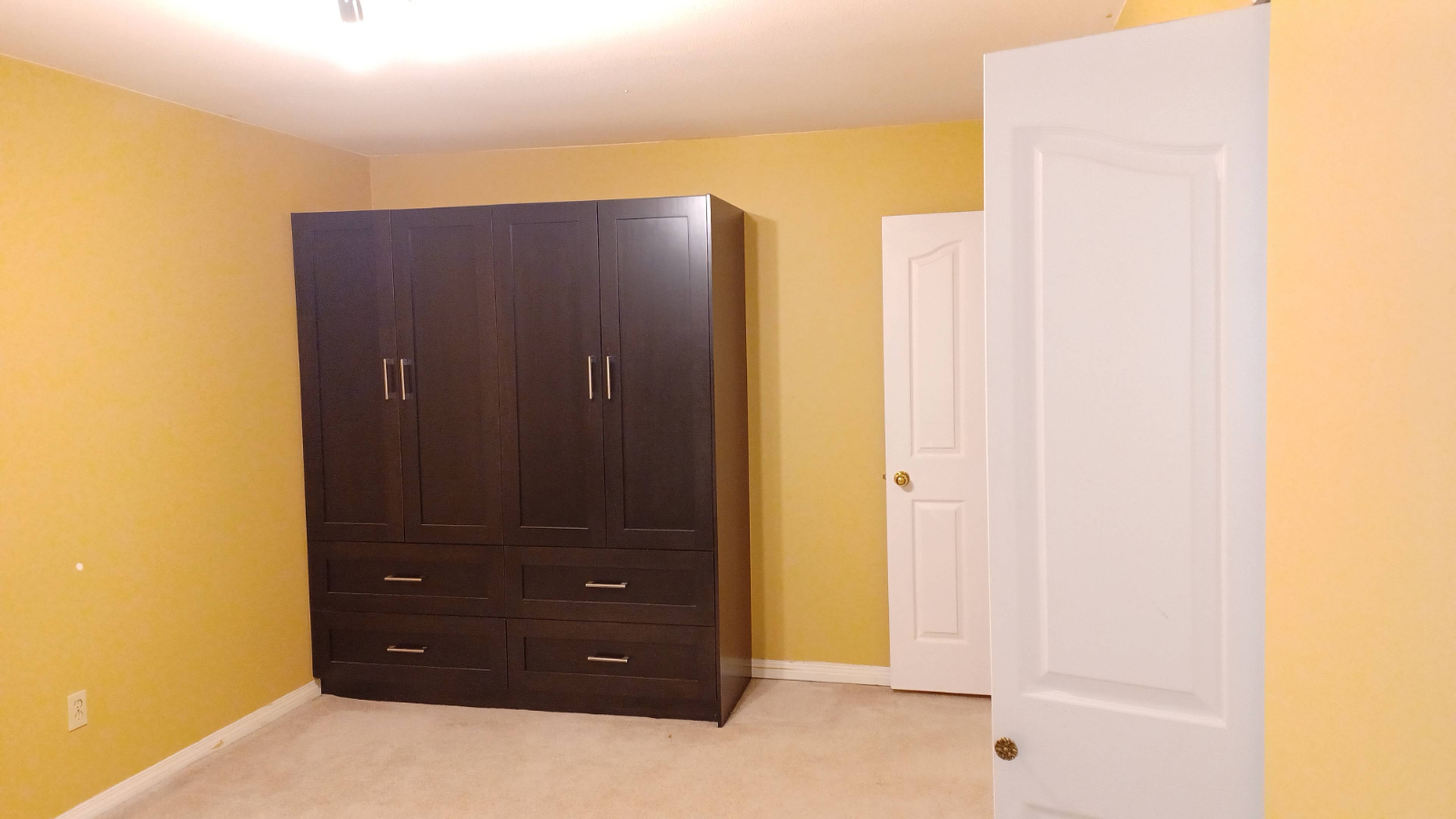 Frederick Ave, Burnaby, BC Unfurnished Room for Rent liv.rent